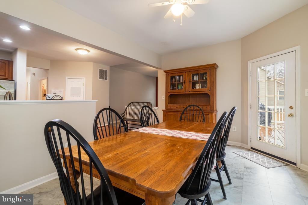 Waldorf, Maryland, 20602, United States, 4 Bedrooms Bedrooms, ,4 BathroomsBathrooms,Residential,For Sale,2001200