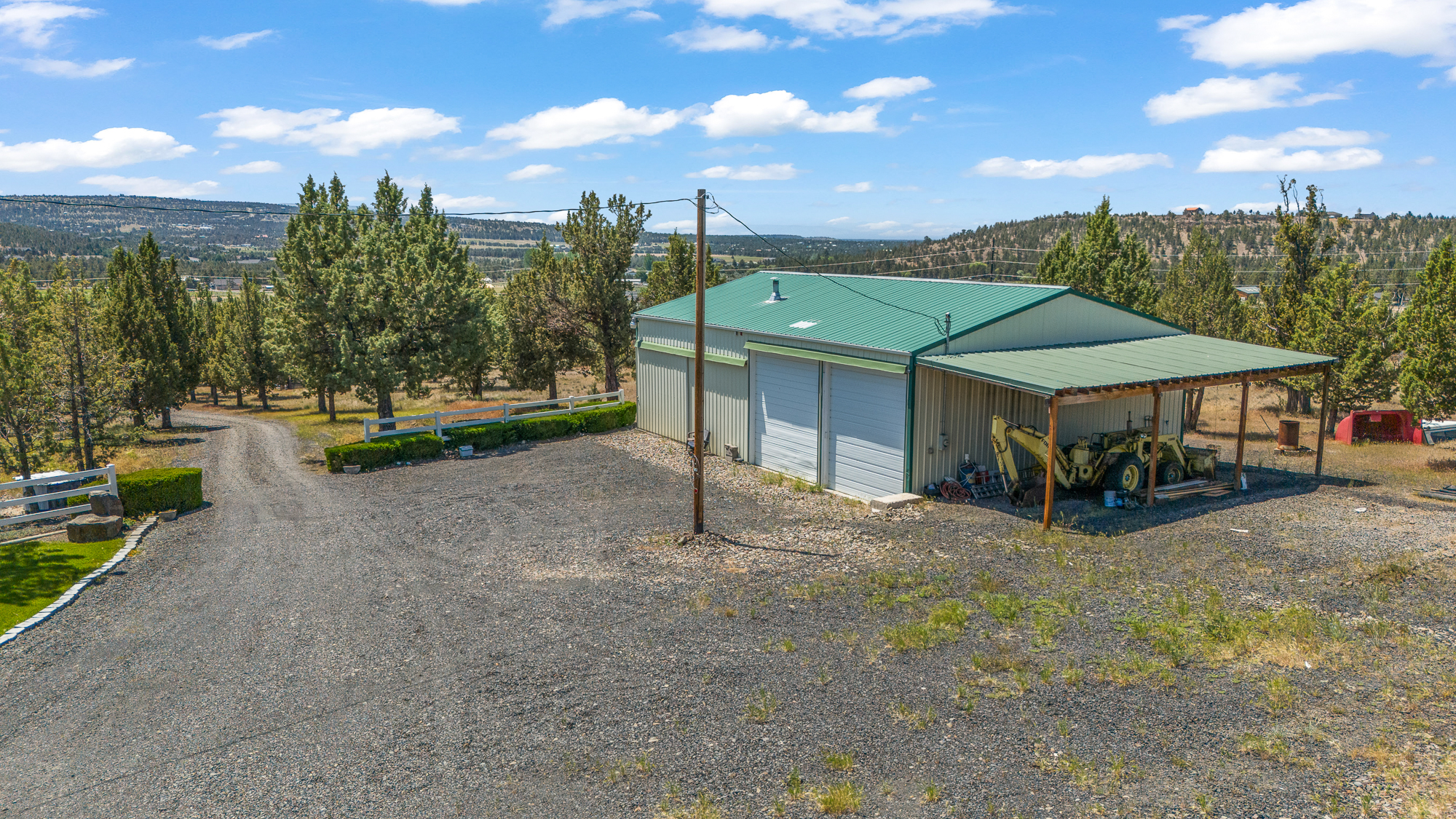 Prineville, Oregon, 97754, United States, 3 Bedrooms Bedrooms, ,2 BathroomsBathrooms,Residential,For Sale,1885821
