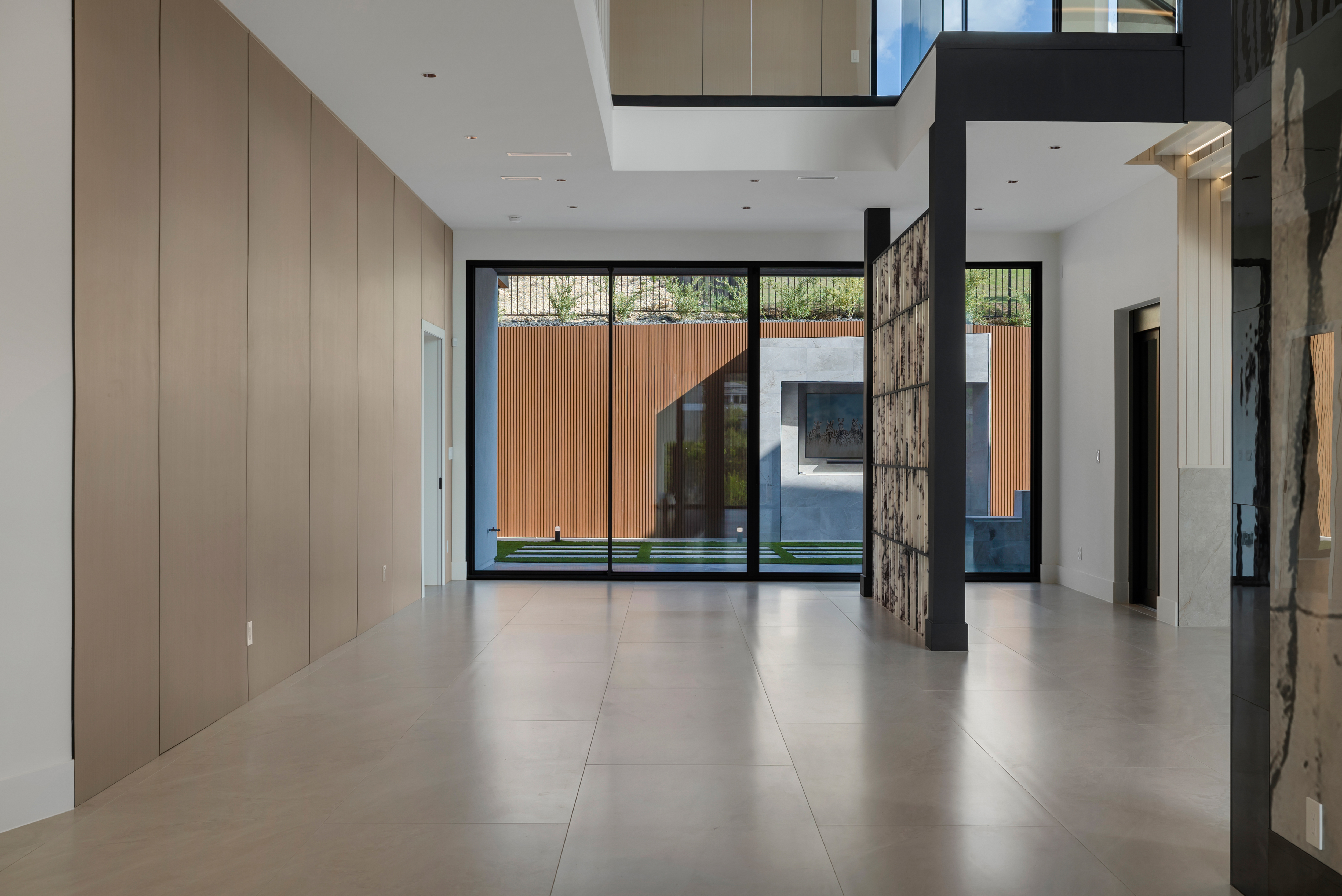  Bold Contemporary Estate for Elevated Living - 物件實景