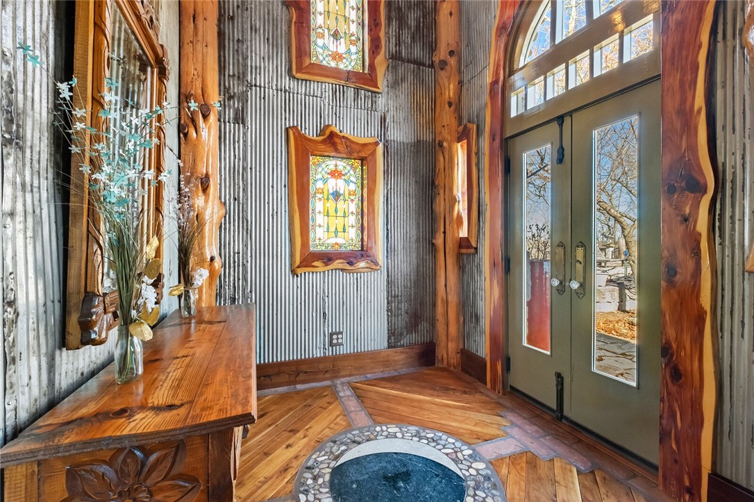 Eureka Springs, Arkansas, 72631, United States, ,Residential,For Sale,1837685