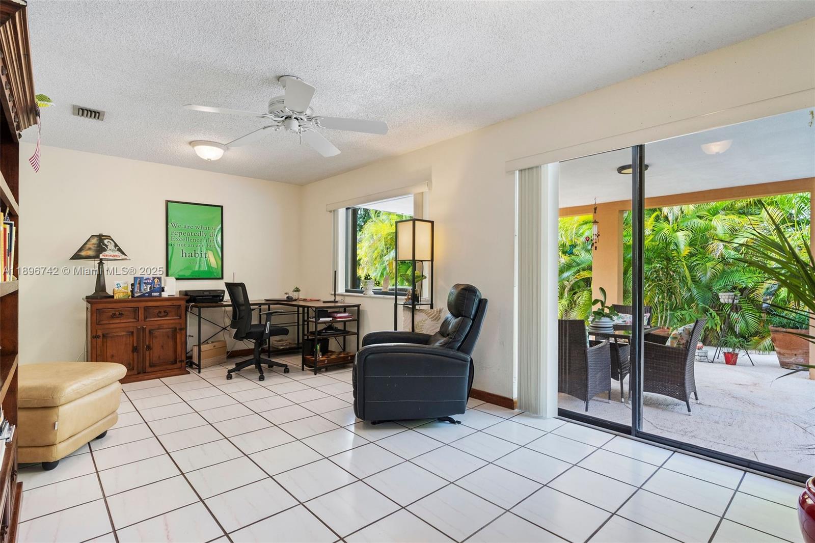 Miami, Florida, 33173, United States, 3 Bedrooms Bedrooms, ,3 BathroomsBathrooms,Residential,For Sale,1966935