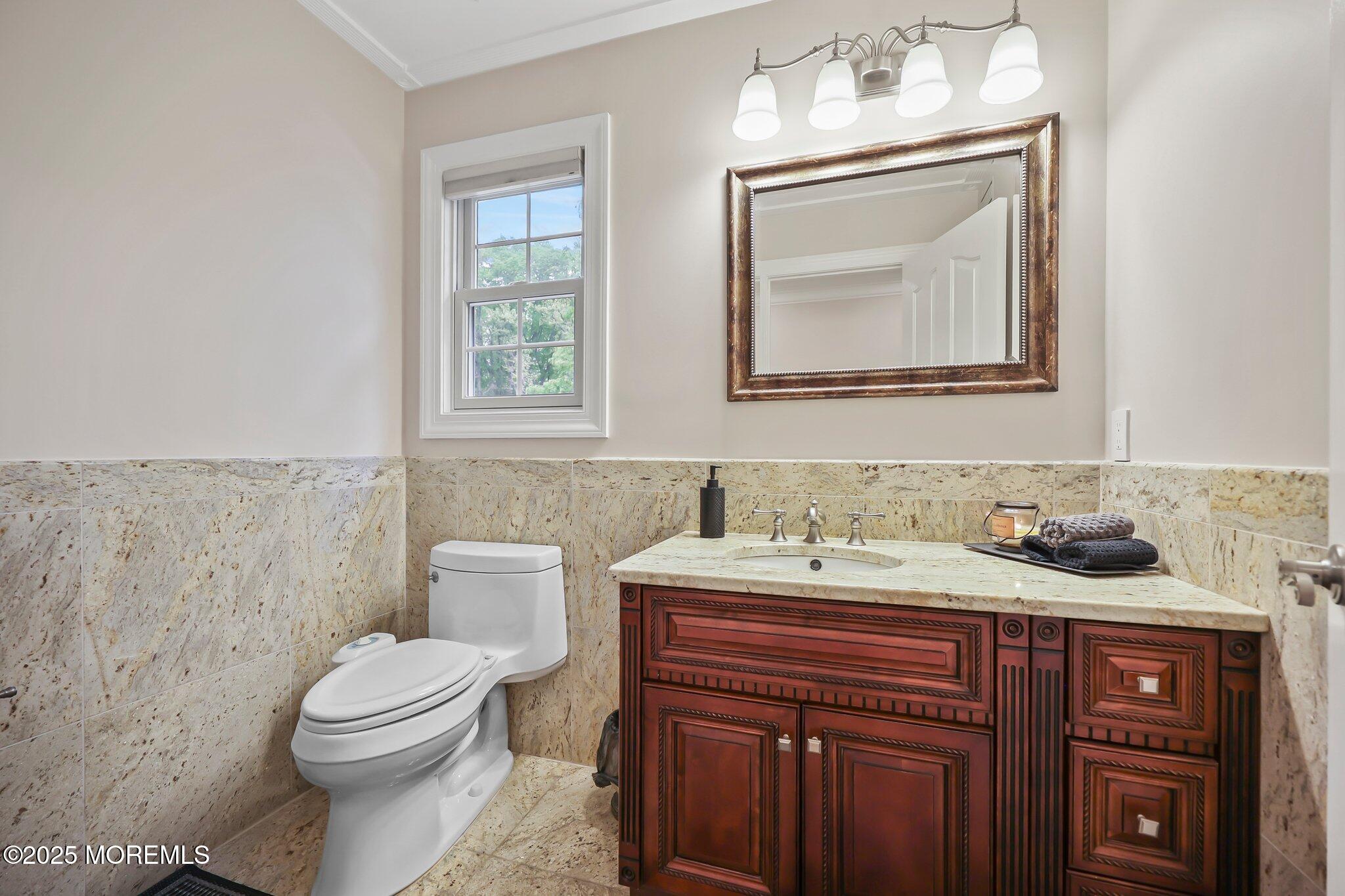 Millstone, New Jersey, 07726, United States, 5 Bedrooms Bedrooms, ,4 BathroomsBathrooms,Residential,For Sale,1804115