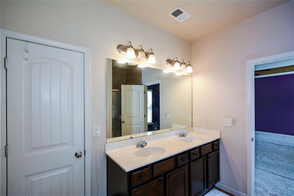 Buford, Georgia, 30519, United States, 4 Bedrooms Bedrooms, ,3 BathroomsBathrooms,Residential,For Sale,1919921