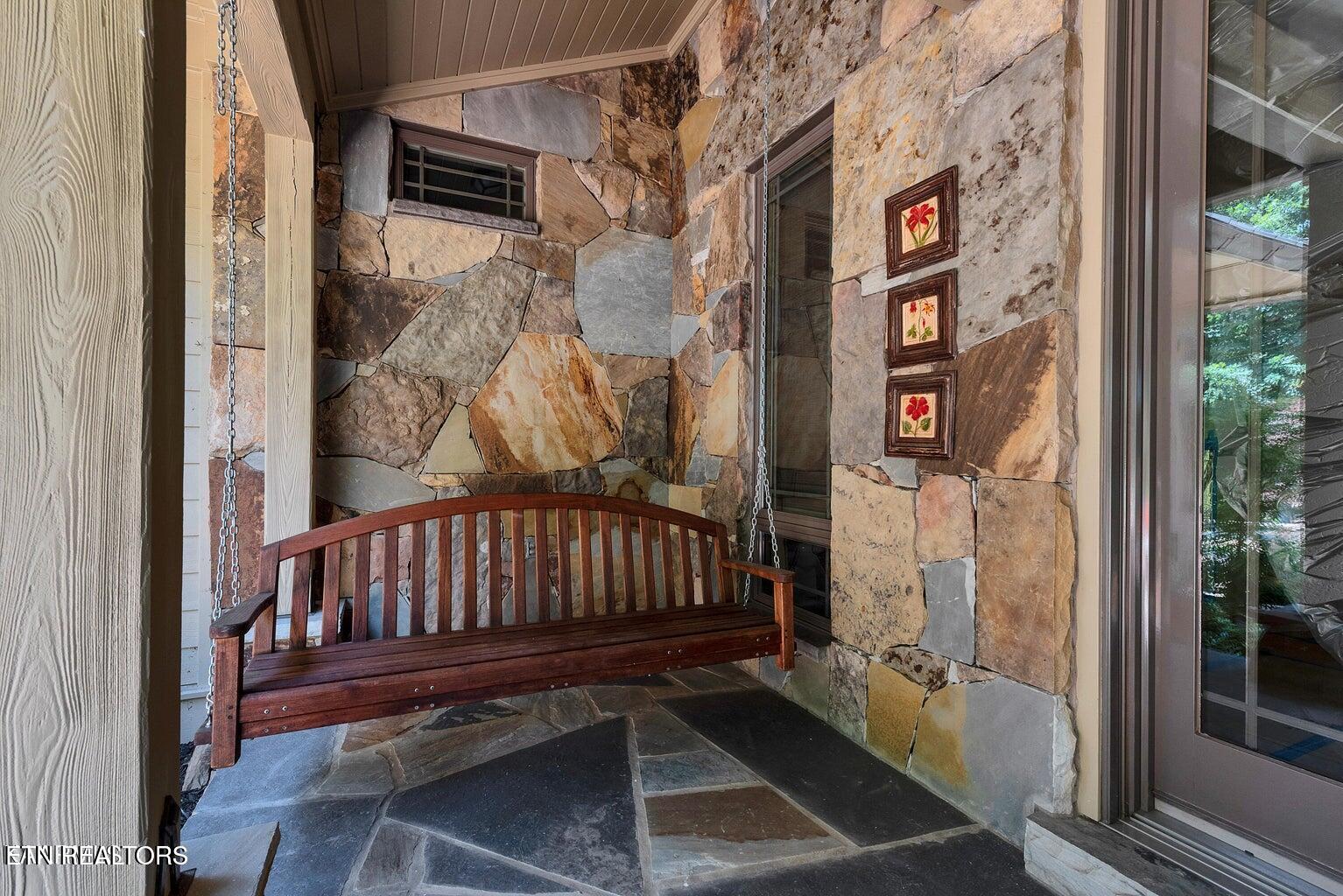 Louisville, Tennessee, 37777, United States, 3 Bedrooms Bedrooms, ,4 BathroomsBathrooms,Residential,For Sale,1995575