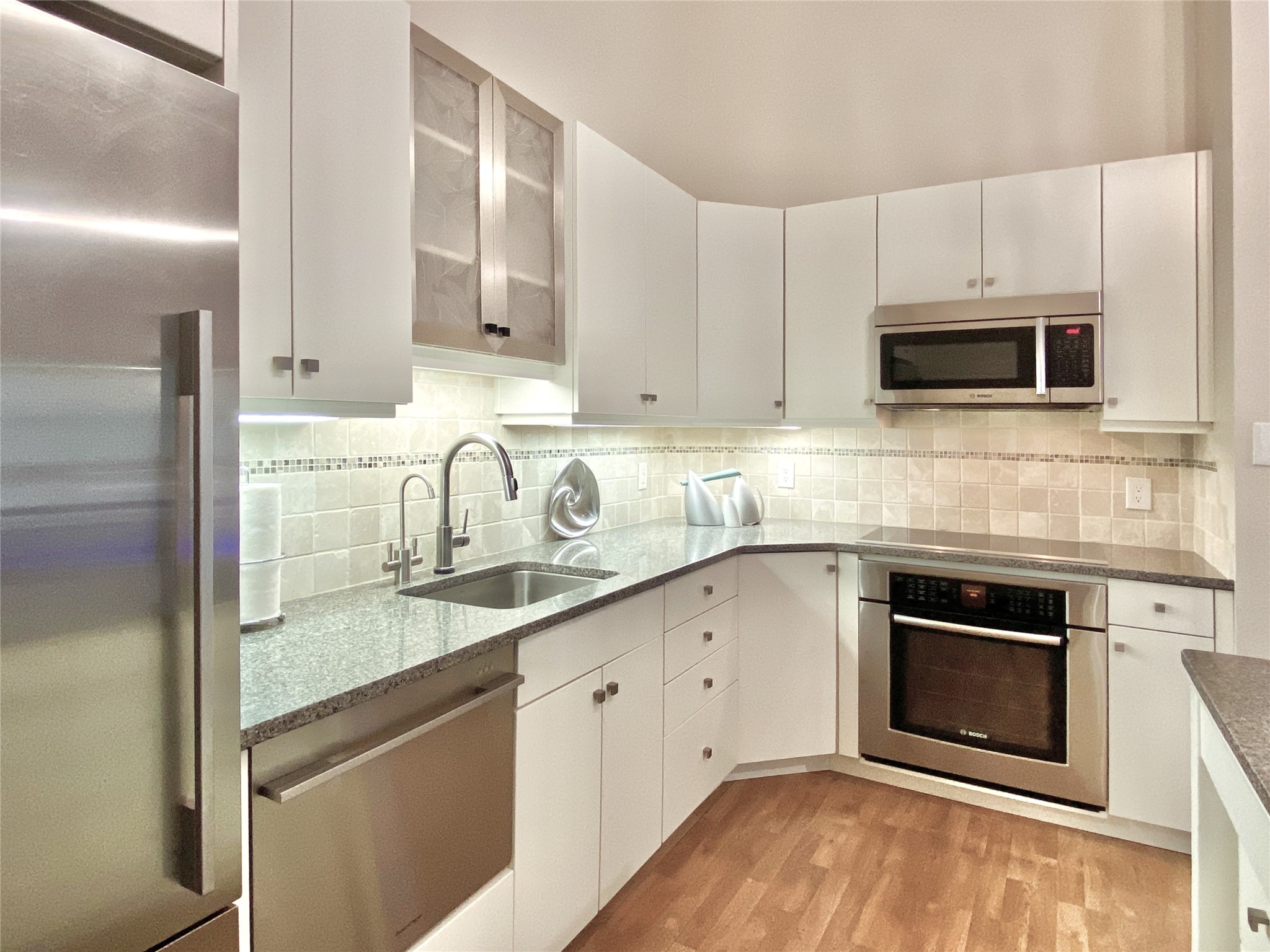  301 Central Avenue Ne #113 - 物件實景