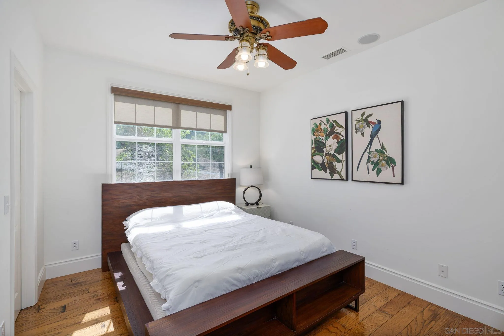 El Cajon, California, 92021, United States, 3 Bedrooms Bedrooms, ,3 BathroomsBathrooms,Residential,For Sale,1942196