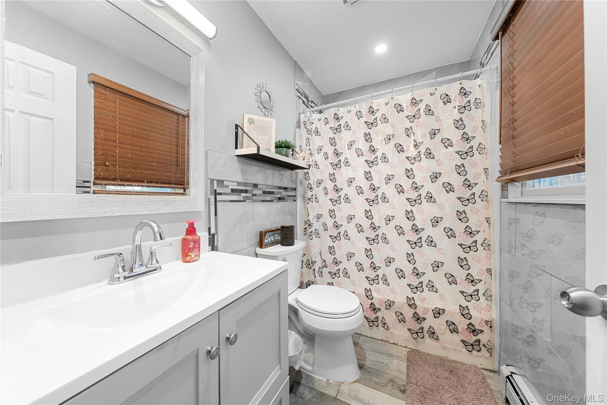 Yaphank, New York, 11980, United States, 4 Bedrooms Bedrooms, ,3 BathroomsBathrooms,Residential,For Sale,1957839