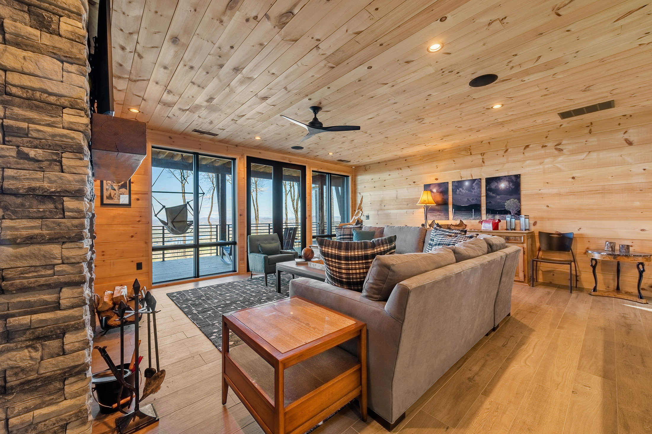  Contemporary Architectural Estate Overlooking Blue Ridge Lake - 物件實景