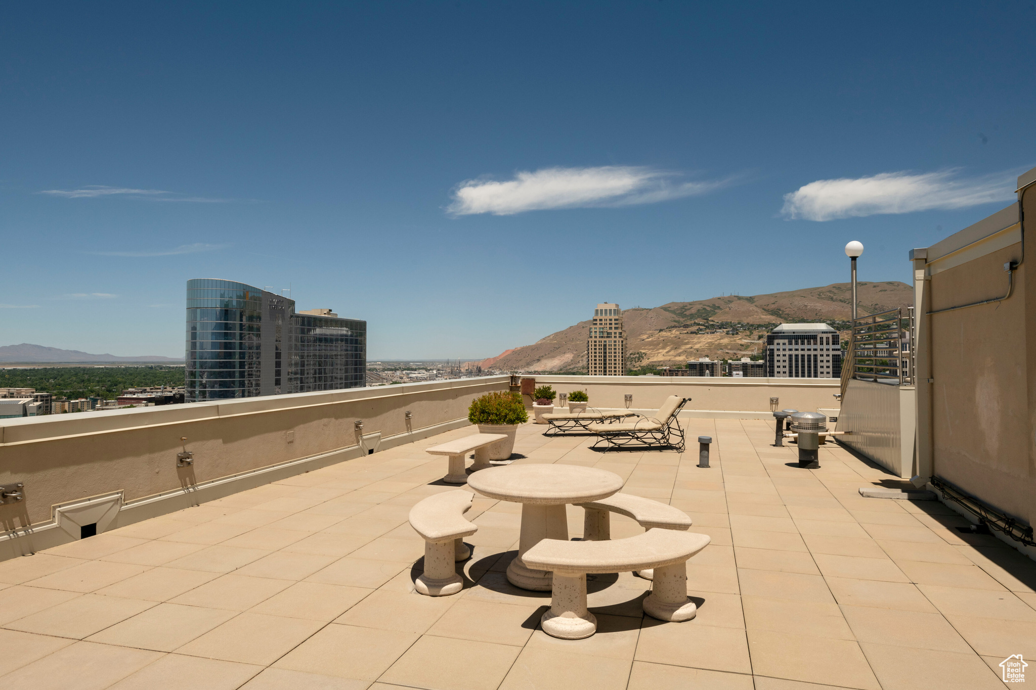 Salt Lake City, Utah, 84101, United States, 2 Bedrooms Bedrooms, ,1 BathroomBathrooms,Residential,For Sale,1897023