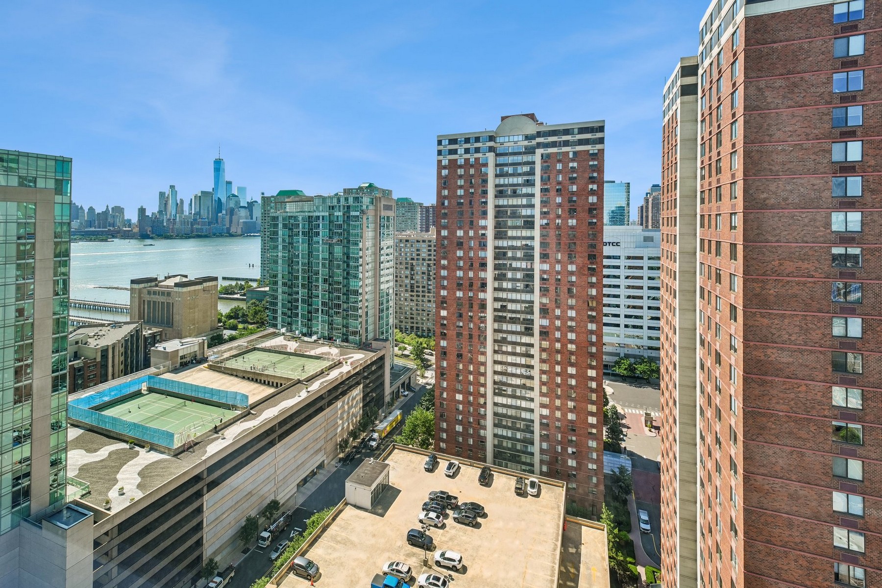  75 Park Lane South, Jc, Downtown, NJ, 07310 - 物件實景