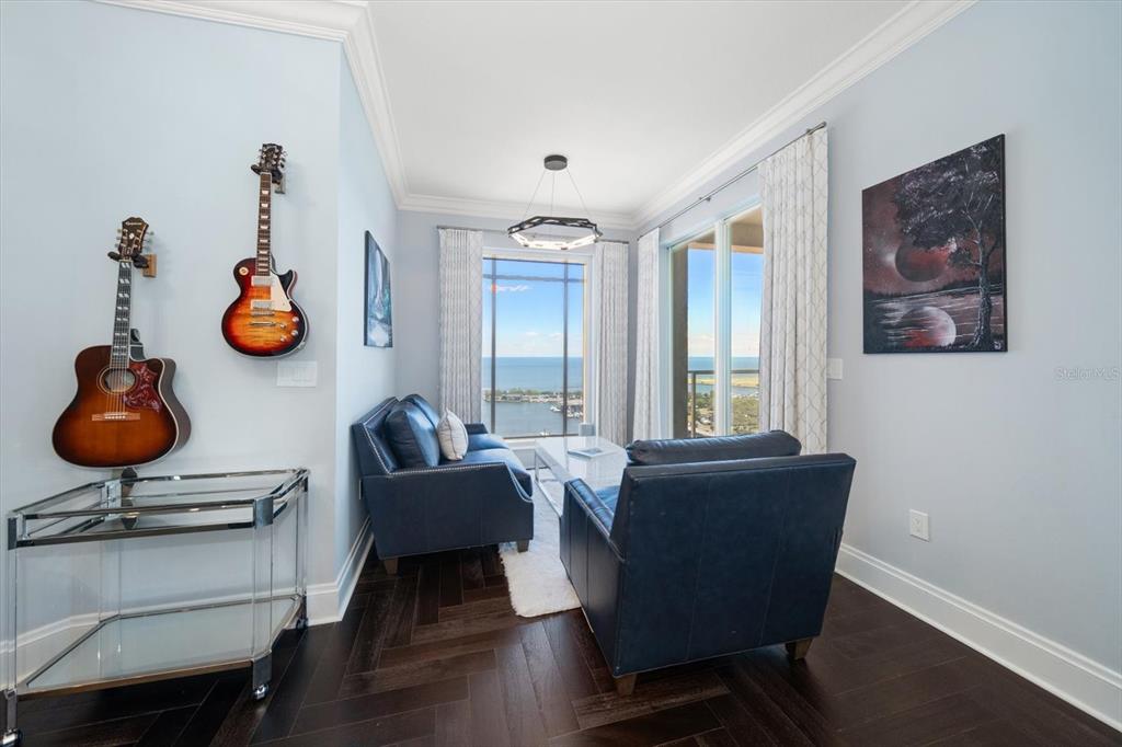100 Beach Drive NE Unit 1900, St Petersburg, Florida, 33701, United States, 4 Bedrooms Bedrooms, ,6 BathroomsBathrooms,Residential,For Sale,100 Beach Drive NE Unit 1900,1618672