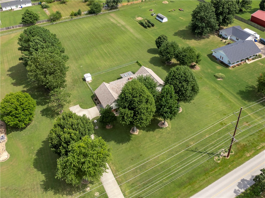 Lowell, Arkansas, 72745, United States, 4 Bedrooms Bedrooms, ,2 BathroomsBathrooms,Residential,For Sale,1932049
