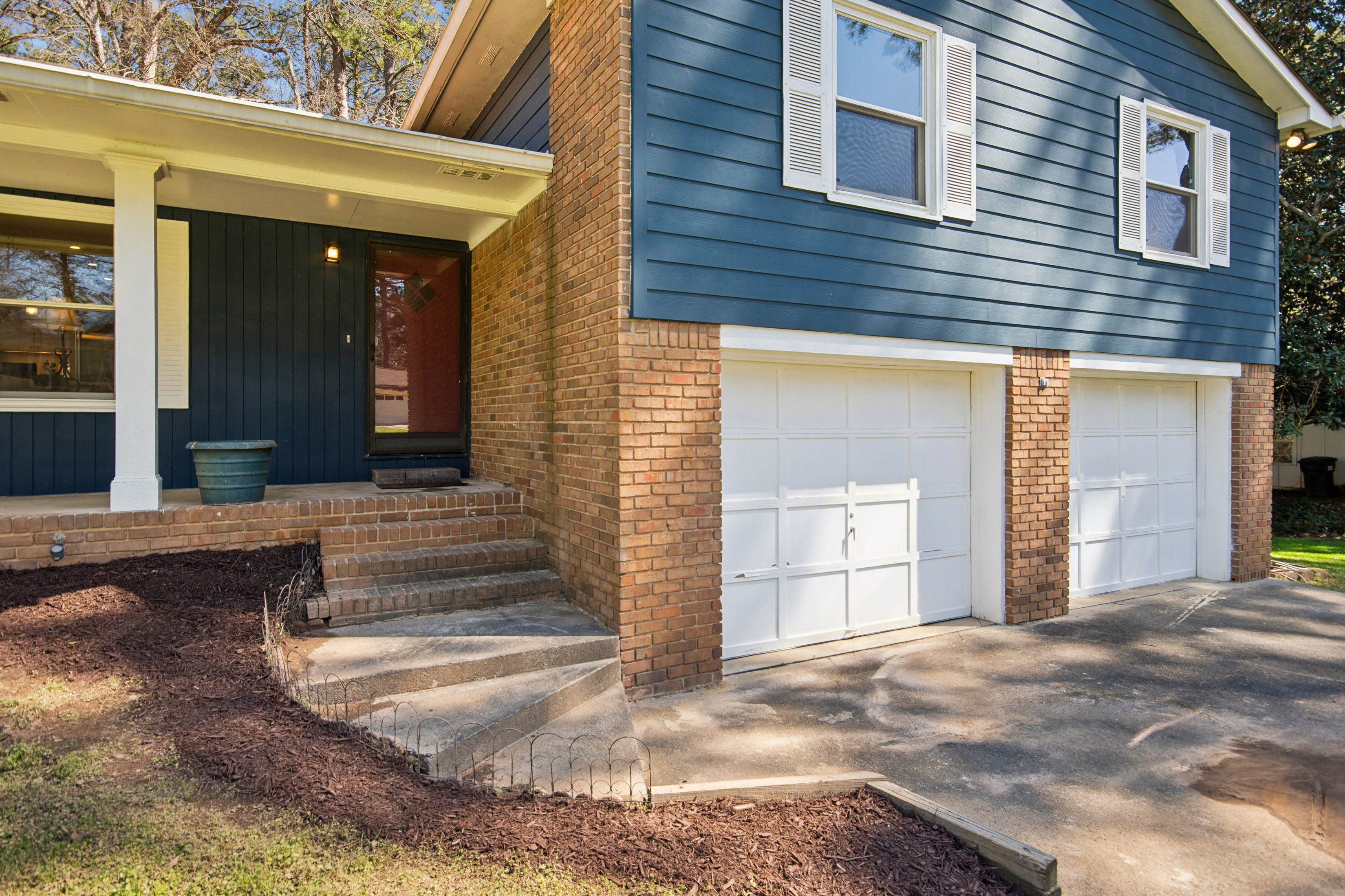  Rare Opportunity in Huntwood Neighborhood - 物件實景