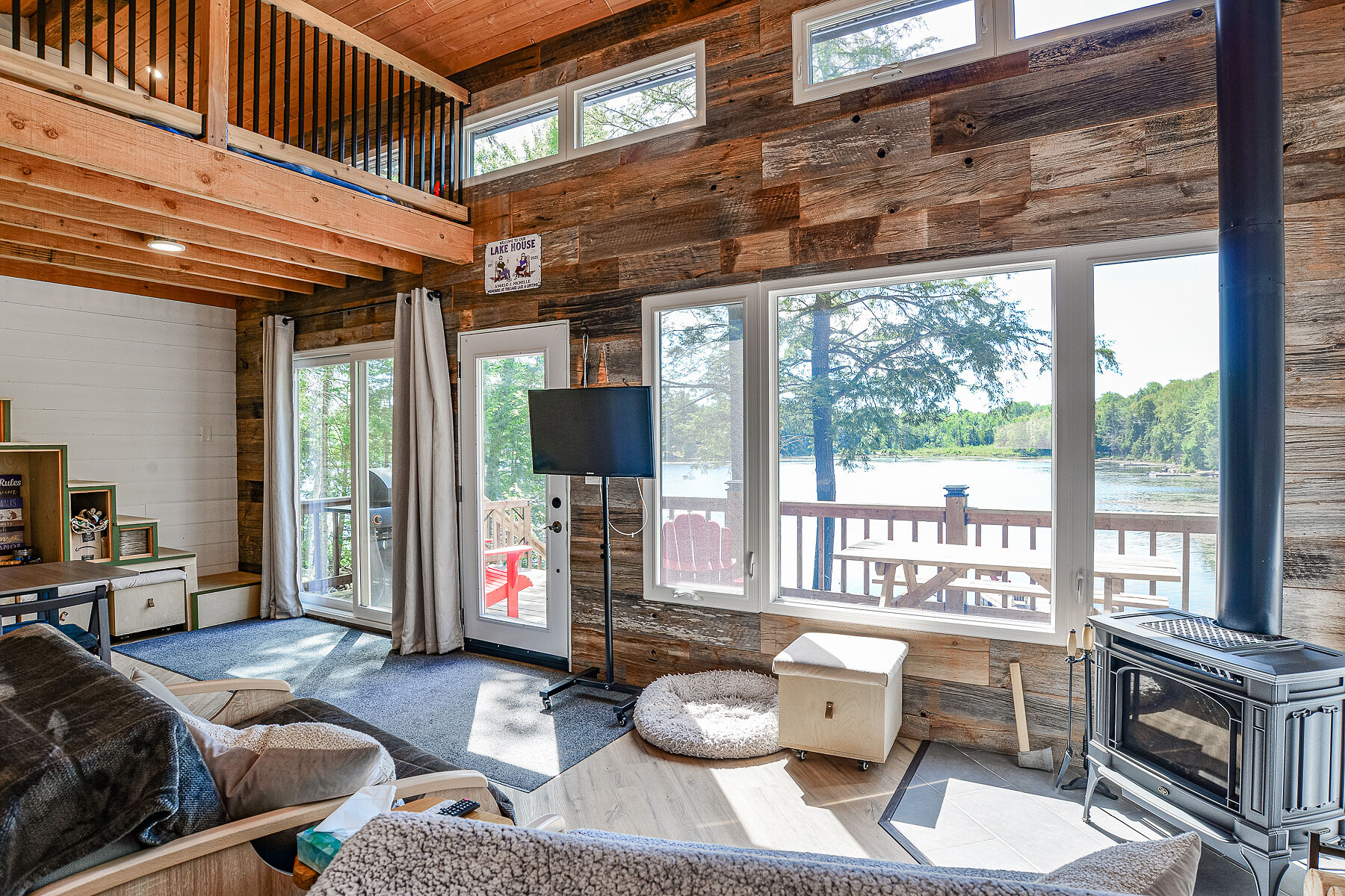  Quiet Cottage on Boyne Lake - 物件實景