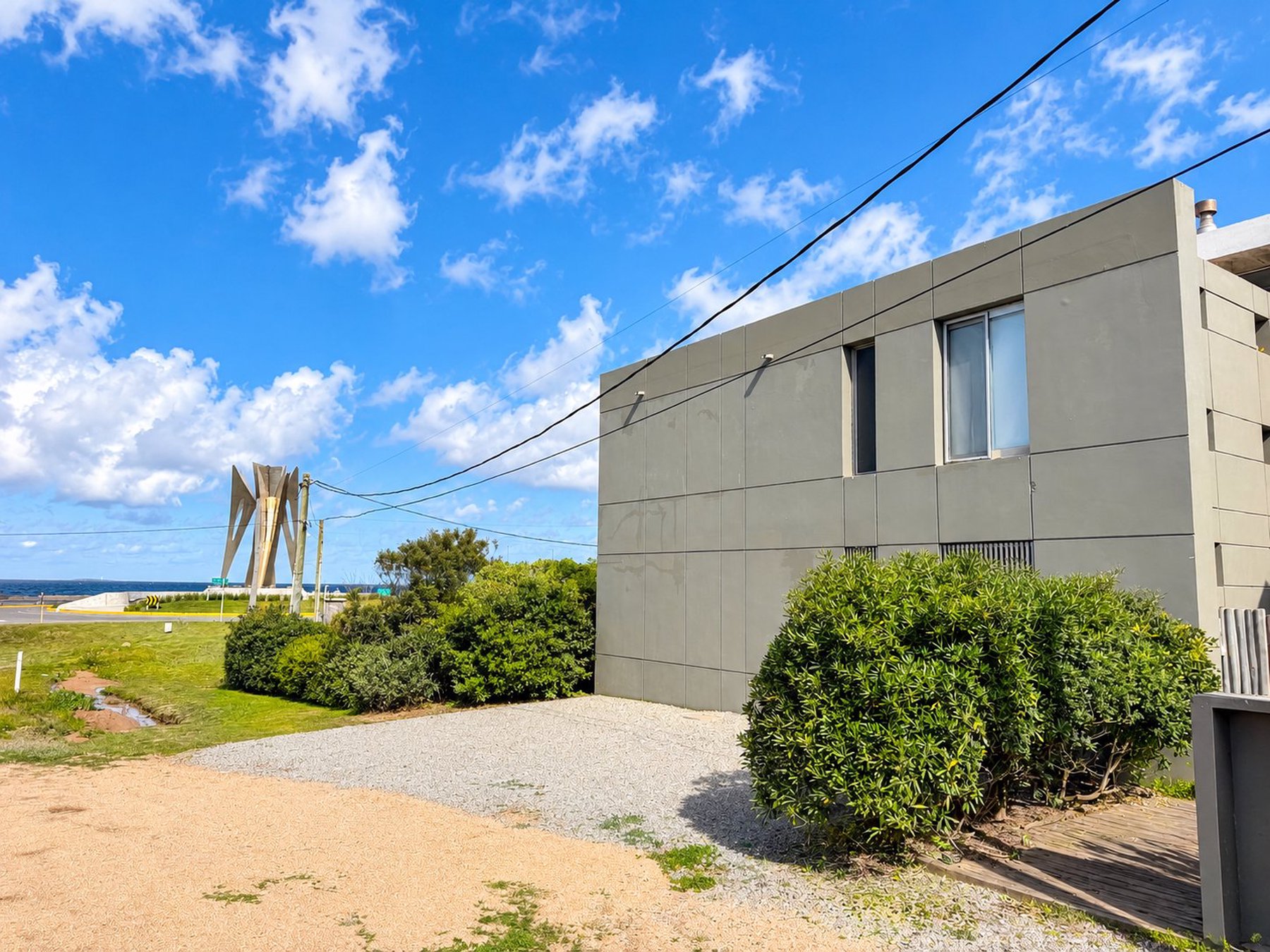  Modern House Steps from the Sea - 物件實景
