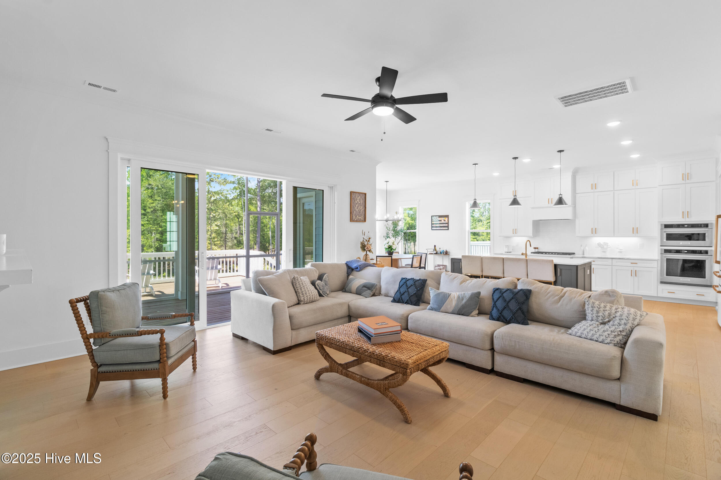 Wilmington, North Carolina, 28411, United States, 4 Bedrooms Bedrooms, ,4 BathroomsBathrooms,Residential,For Sale,1794780