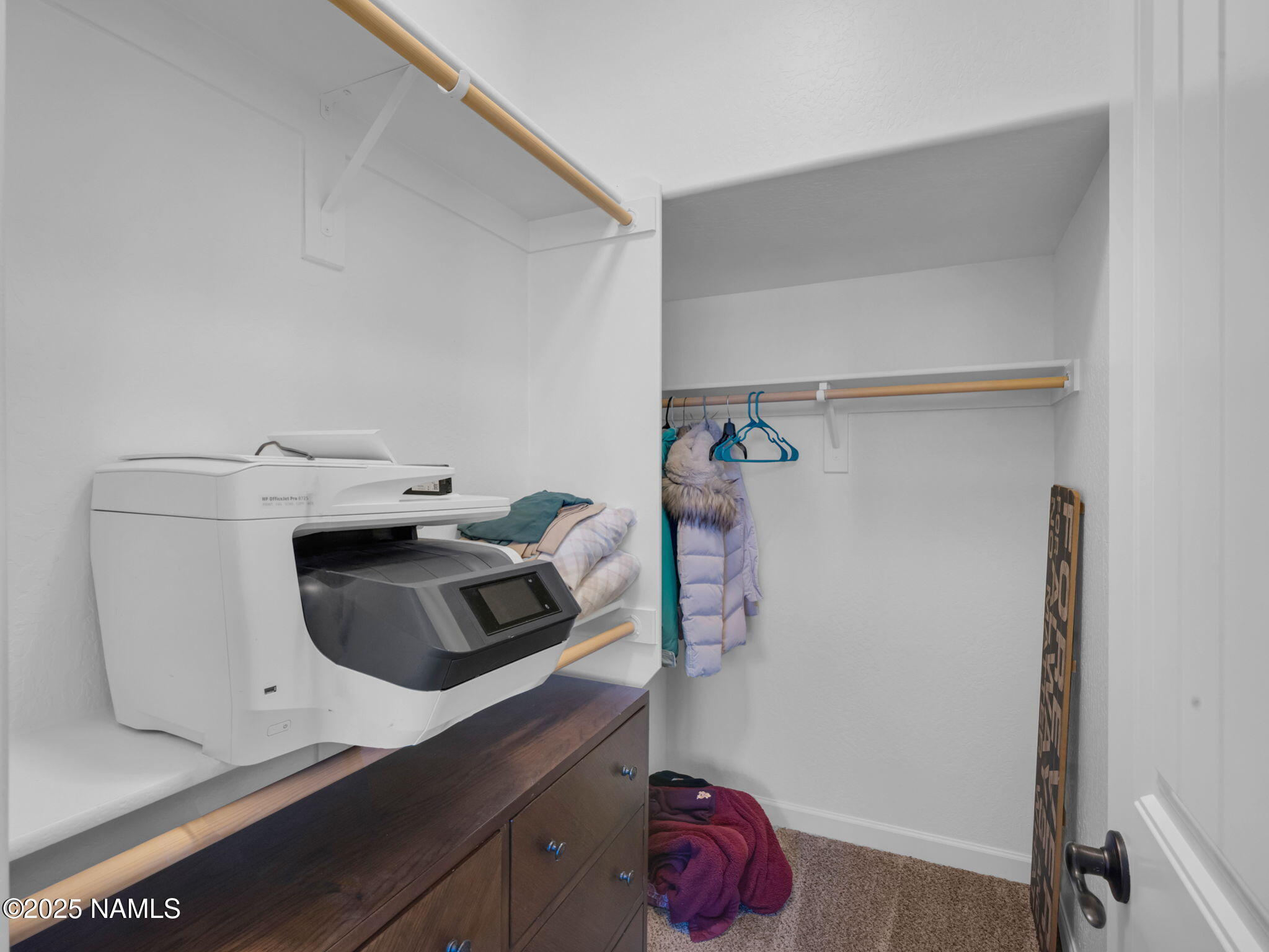 Flagstaff, Arizona, 86001, United States, 3 Bedrooms Bedrooms, ,3 BathroomsBathrooms,Residential,For Sale,1989174