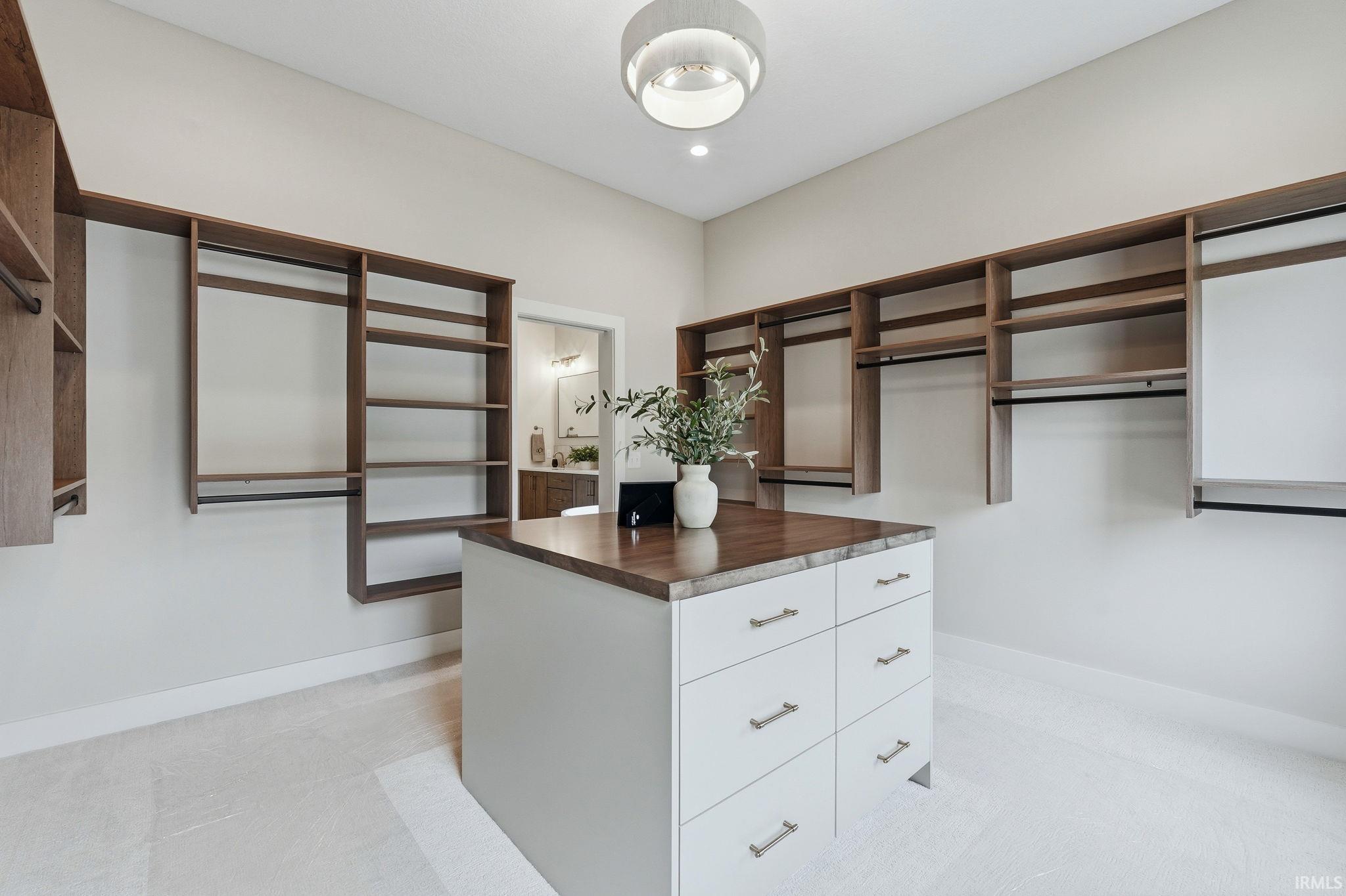 Fort Wayne, Indiana, 46825, United States, 4 Bedrooms Bedrooms, ,4 BathroomsBathrooms,Residential,For Sale,2034096