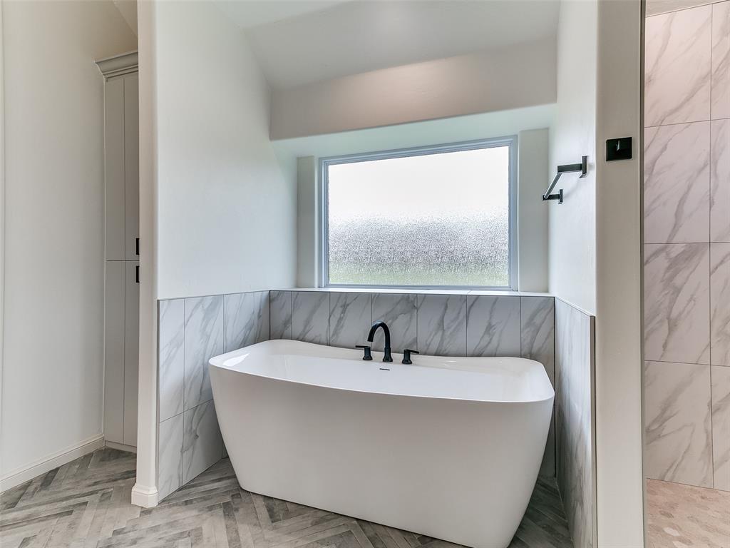 Blanchard, Oklahoma, 73010, United States, 4 Bedrooms Bedrooms, ,4 BathroomsBathrooms,Residential,For Sale,1982275