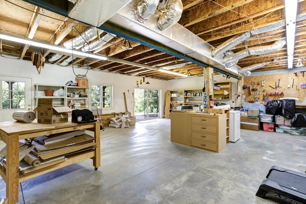 Young Harris, Georgia, 30582, United States, 3 Bedrooms Bedrooms, ,3 BathroomsBathrooms,Residential,For Sale,1979035