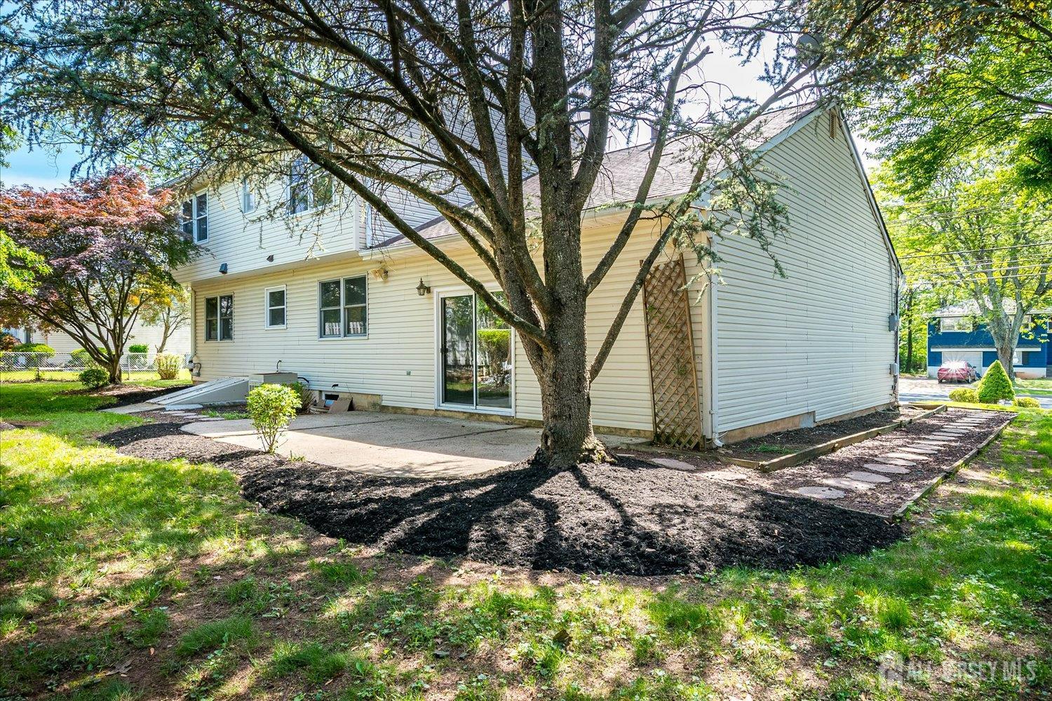 South Plainfield, New Jersey, 07080, United States, 4 Bedrooms Bedrooms, ,3 BathroomsBathrooms,Residential,For Sale,1934191