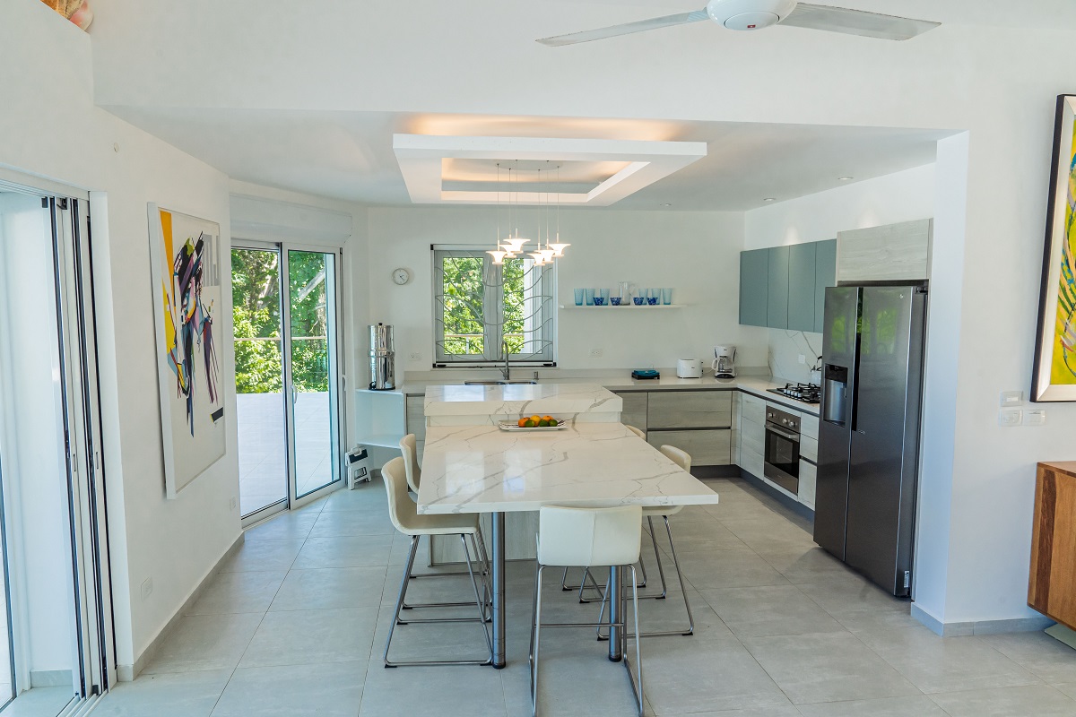 NEW PRICE Captivating 4-Bedroom Ocean front Samana, Samana, DO, 4 Bedrooms Bedrooms, ,4 BathroomsBathrooms,Residential,For Sale,NEW PRICE Captivating 4-Bedroom Ocean front Samana,1080456