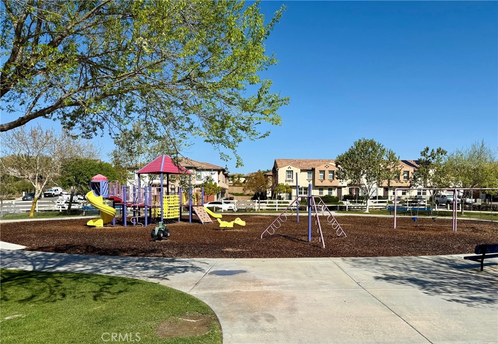 Murrieta, California, 92563, United States, 3 Bedrooms Bedrooms, ,3 BathroomsBathrooms,Residential,For Sale,1976156