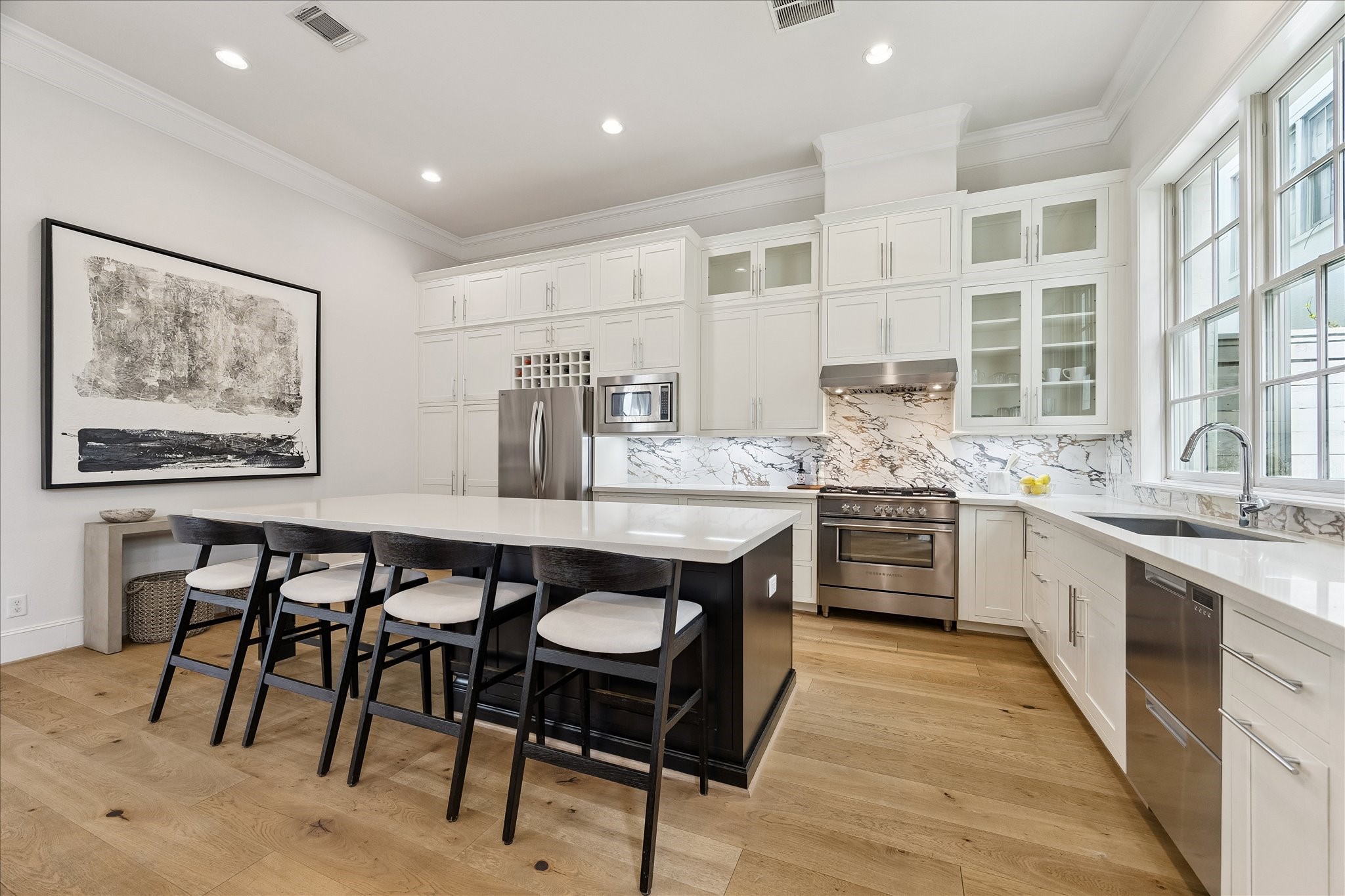  6108 Nicholas Grove Place - 物件實景