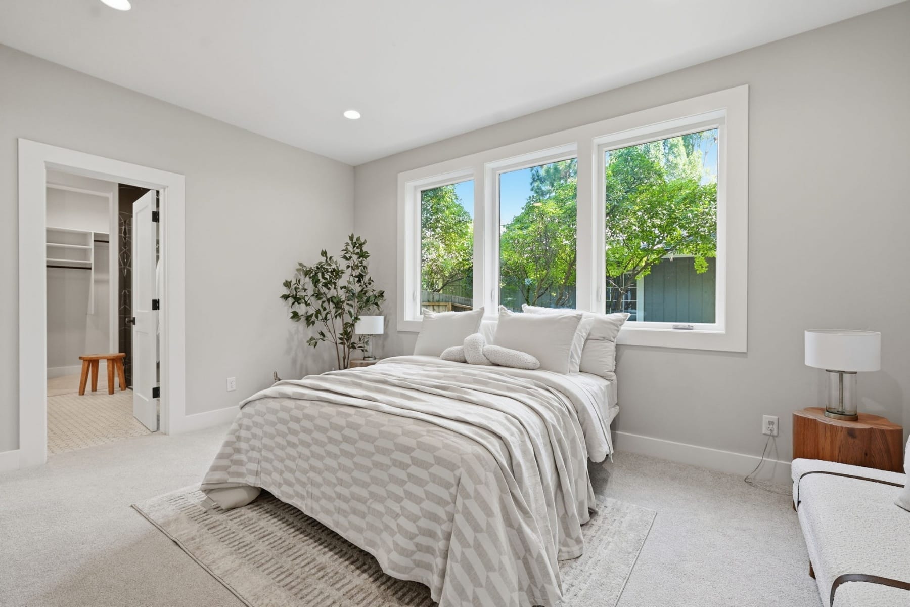  1548 NW Elgin Avenue #1 & 2 Bend, OR 97703 - 物件實景