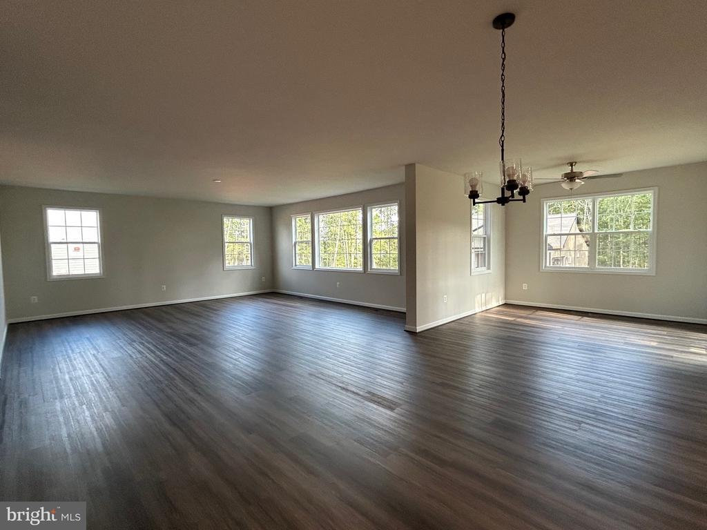 Spotsylvania, Virginia, 22551, United States, 6 Bedrooms Bedrooms, ,4 BathroomsBathrooms,Residential,For Sale,1916890