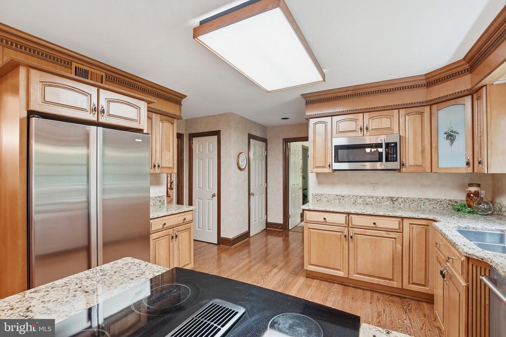 Warrenton, Virginia, 20187, United States, 4 Bedrooms Bedrooms, ,3 BathroomsBathrooms,Residential,For Sale,2048505