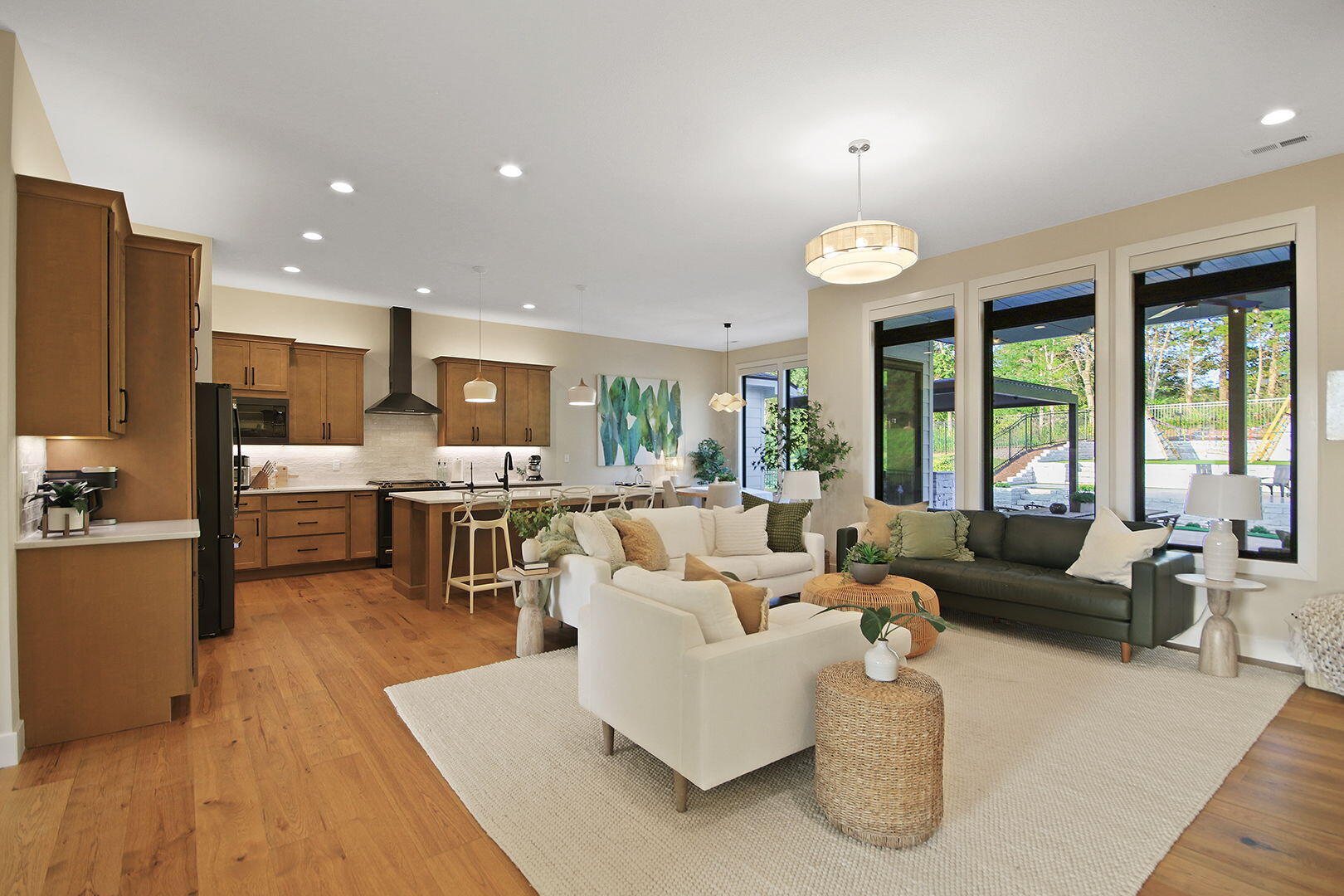 COLUMBIA, Missouri, 65201, United States, 3 Bedrooms Bedrooms, ,2 BathroomsBathrooms,Residential,For Sale,1984001