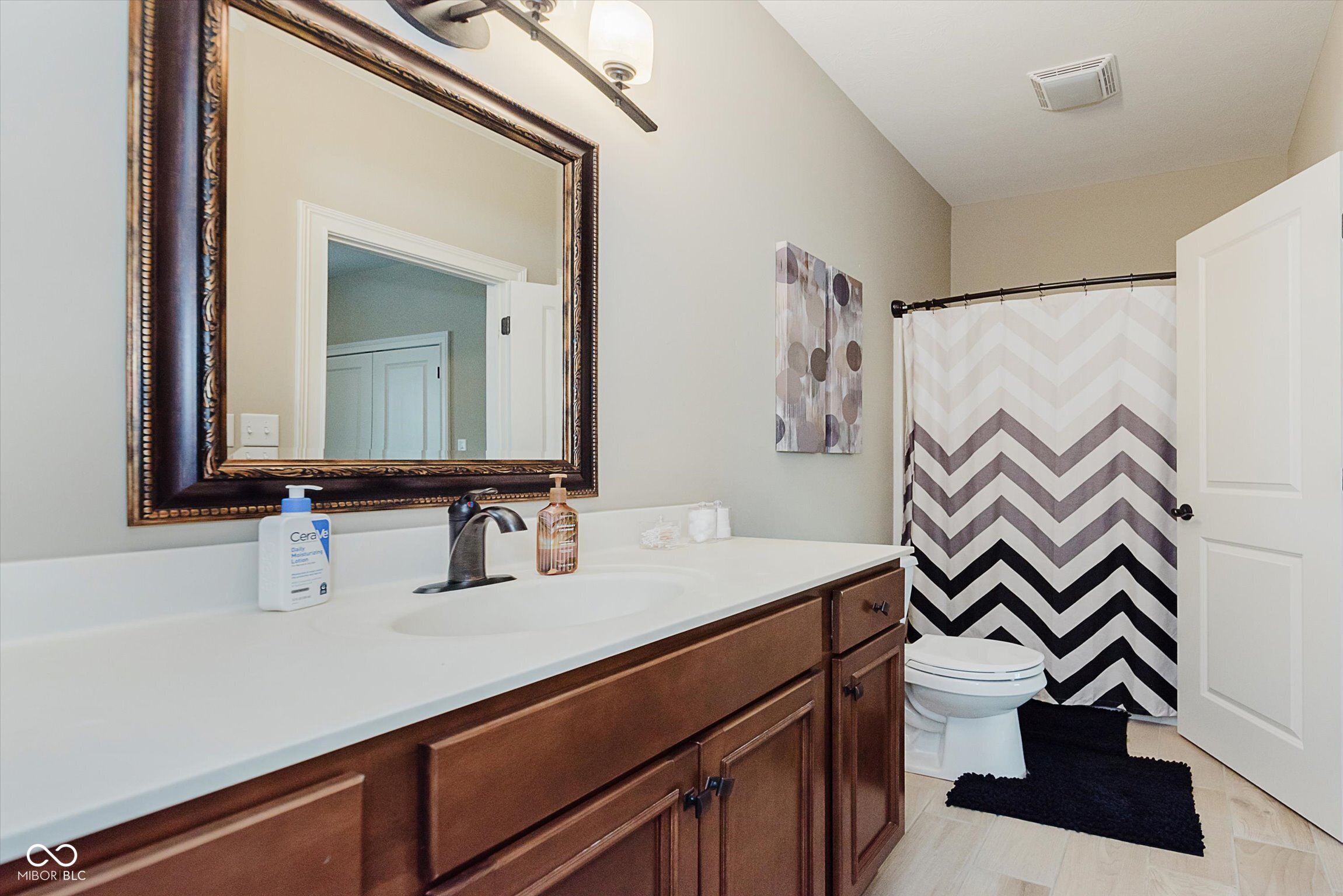 Greenwood, Indiana, 46143, United States, 5 Bedrooms Bedrooms, ,6 BathroomsBathrooms,Residential,For Sale,1983006