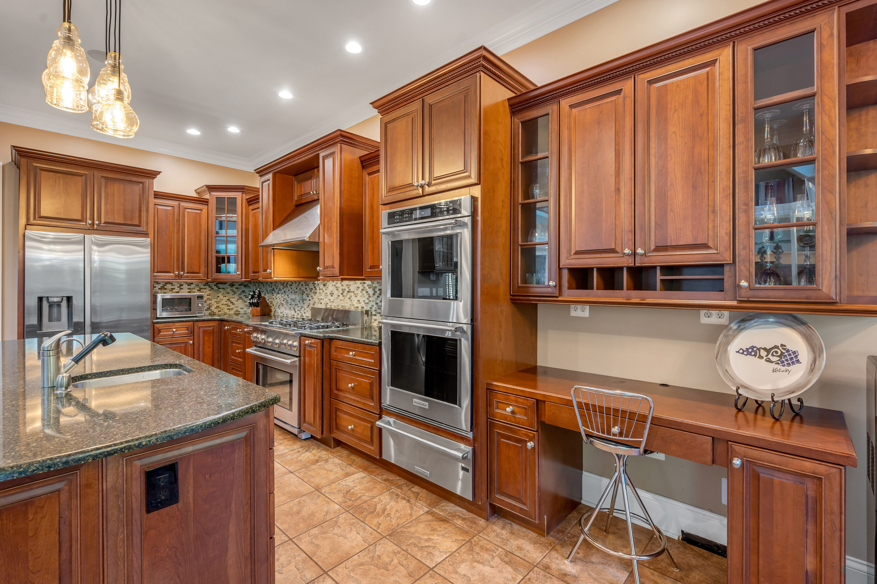  315 Whispering Brook Drive - 物件實景