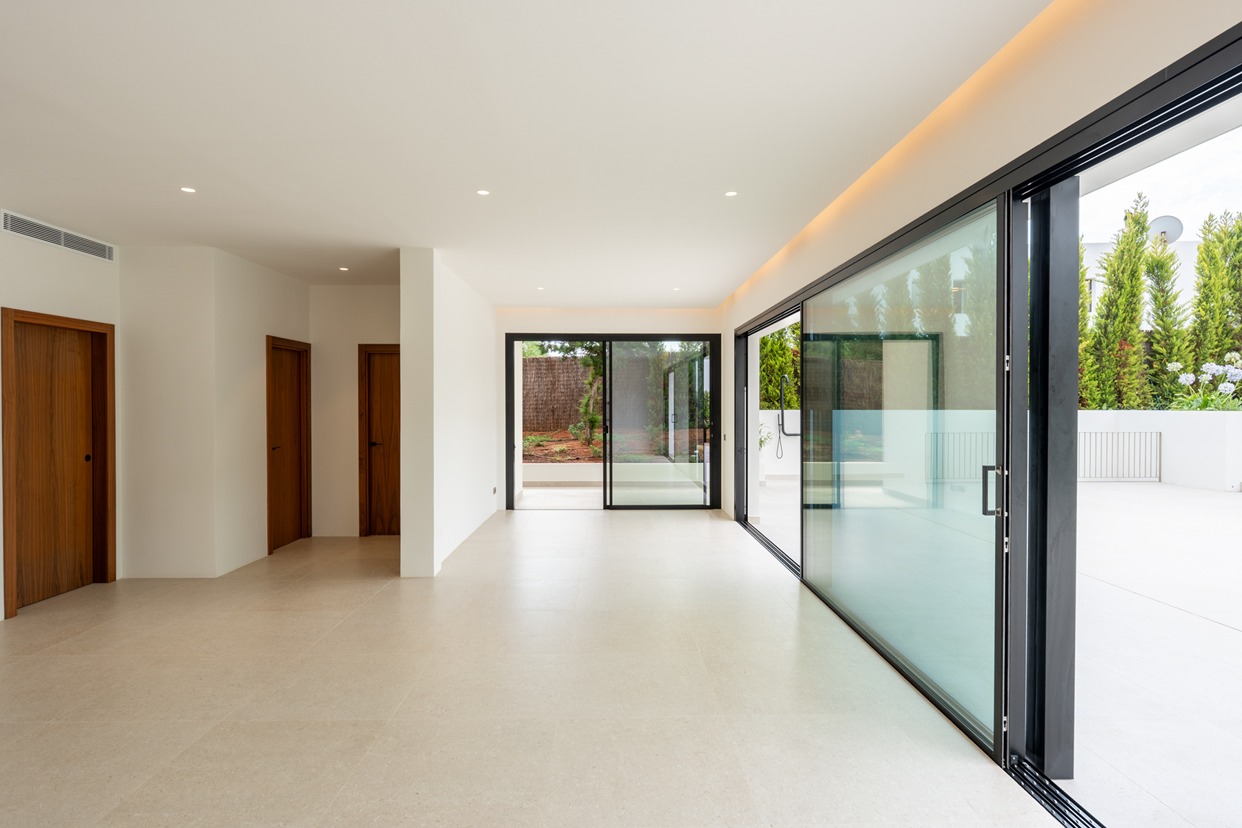  Villa with 7 brand new rooms in Santa Eulalia, Ibiza - 物件實景