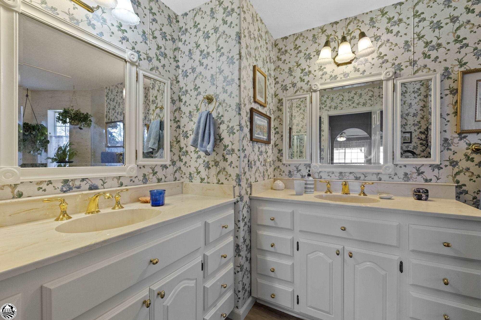 23423 Rusty Spur Rd., Sonora, California, 95370-8618, United States, 3 Bedrooms Bedrooms, ,2 BathroomsBathrooms,Residential,For Sale,23423 Rusty Spur Rd.,1454425