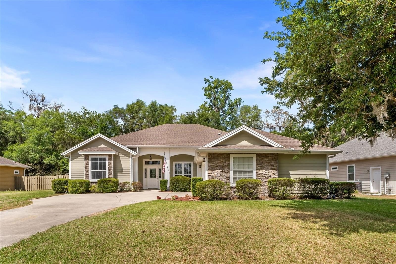 144th Ter, Newberry, FL 32669