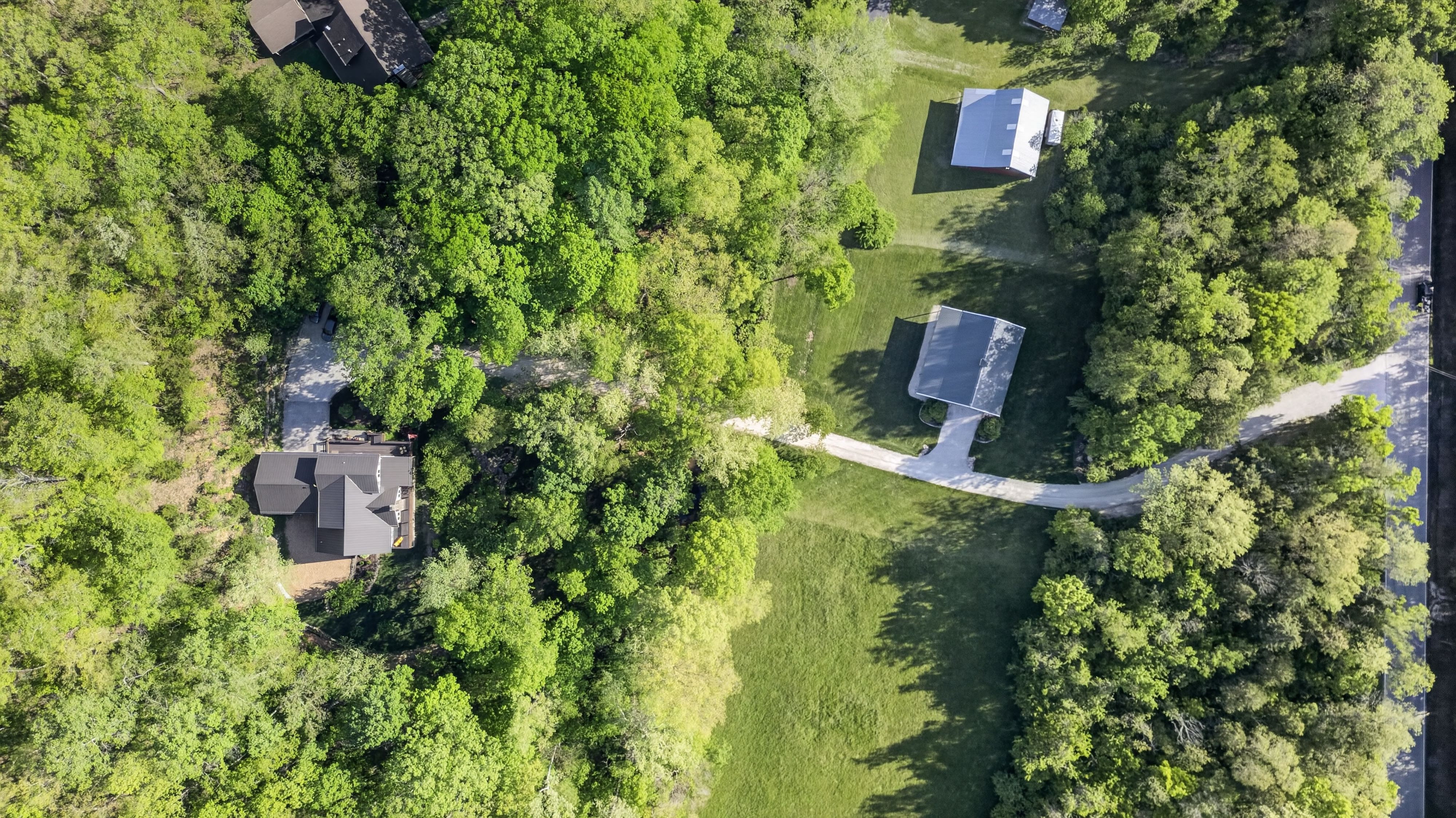  Exceptional 10-Acre Equestrian Retreat with Scenic Views & Modern Comforts - 物件實景