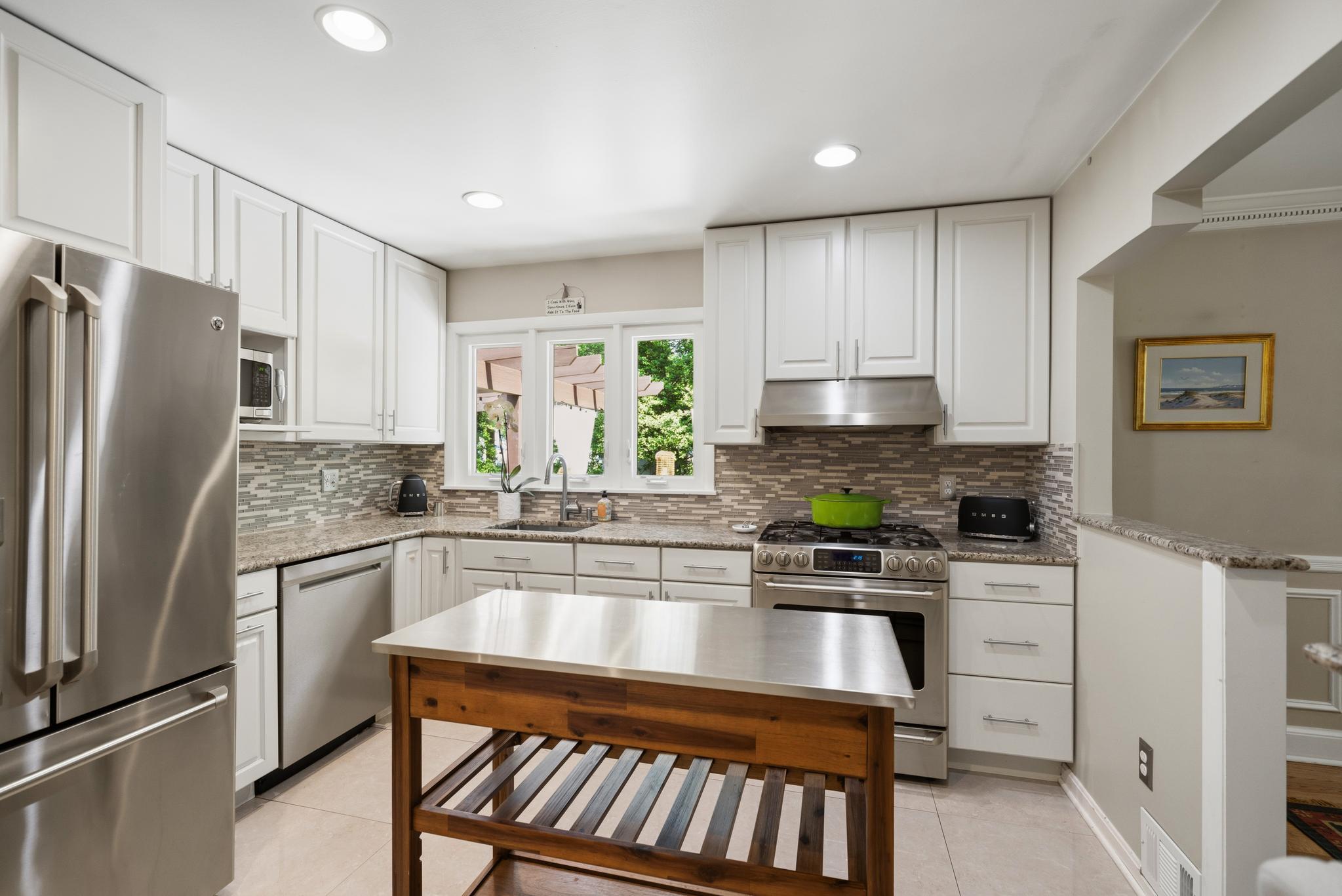  8611 Cyrus Place, Alexandria, VA, 22308 - 物件實景
