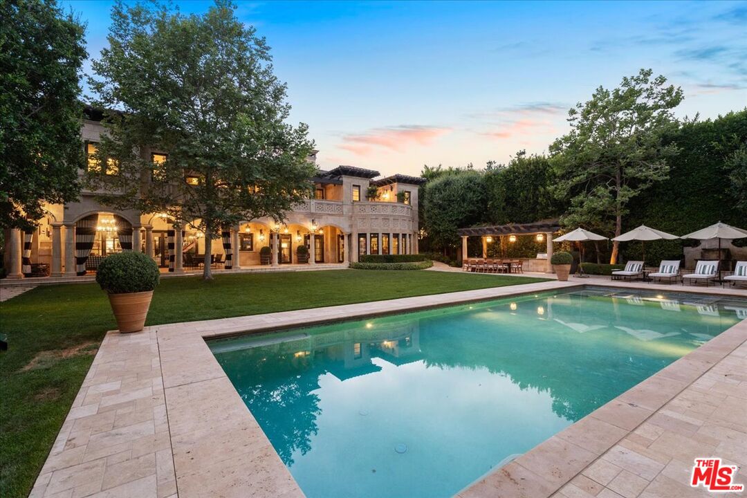 Beverly Hills, California, 90210, United States, 7 Bedrooms Bedrooms, ,15 BathroomsBathrooms,Residential,For Sale,1877085