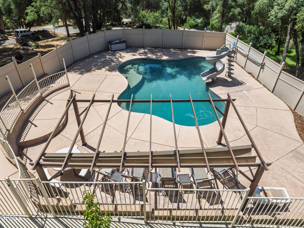 Oakhurst, California, 93644, United States, 4 Bedrooms Bedrooms, ,3 BathroomsBathrooms,Residential,For Sale,1839792