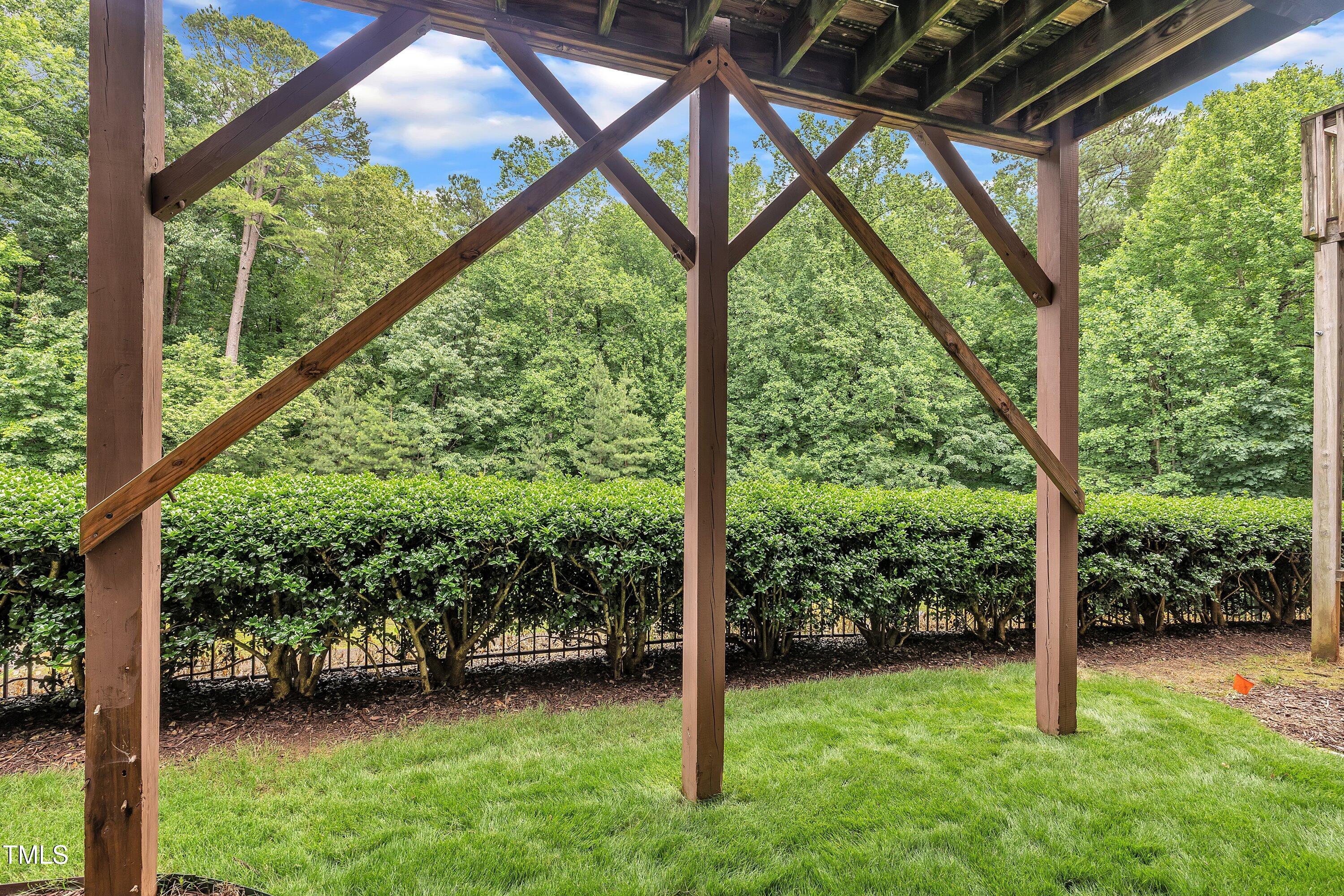 Raleigh, North Carolina, 27612, United States, 3 Bedrooms Bedrooms, ,4 BathroomsBathrooms,Residential,For Sale,1932612