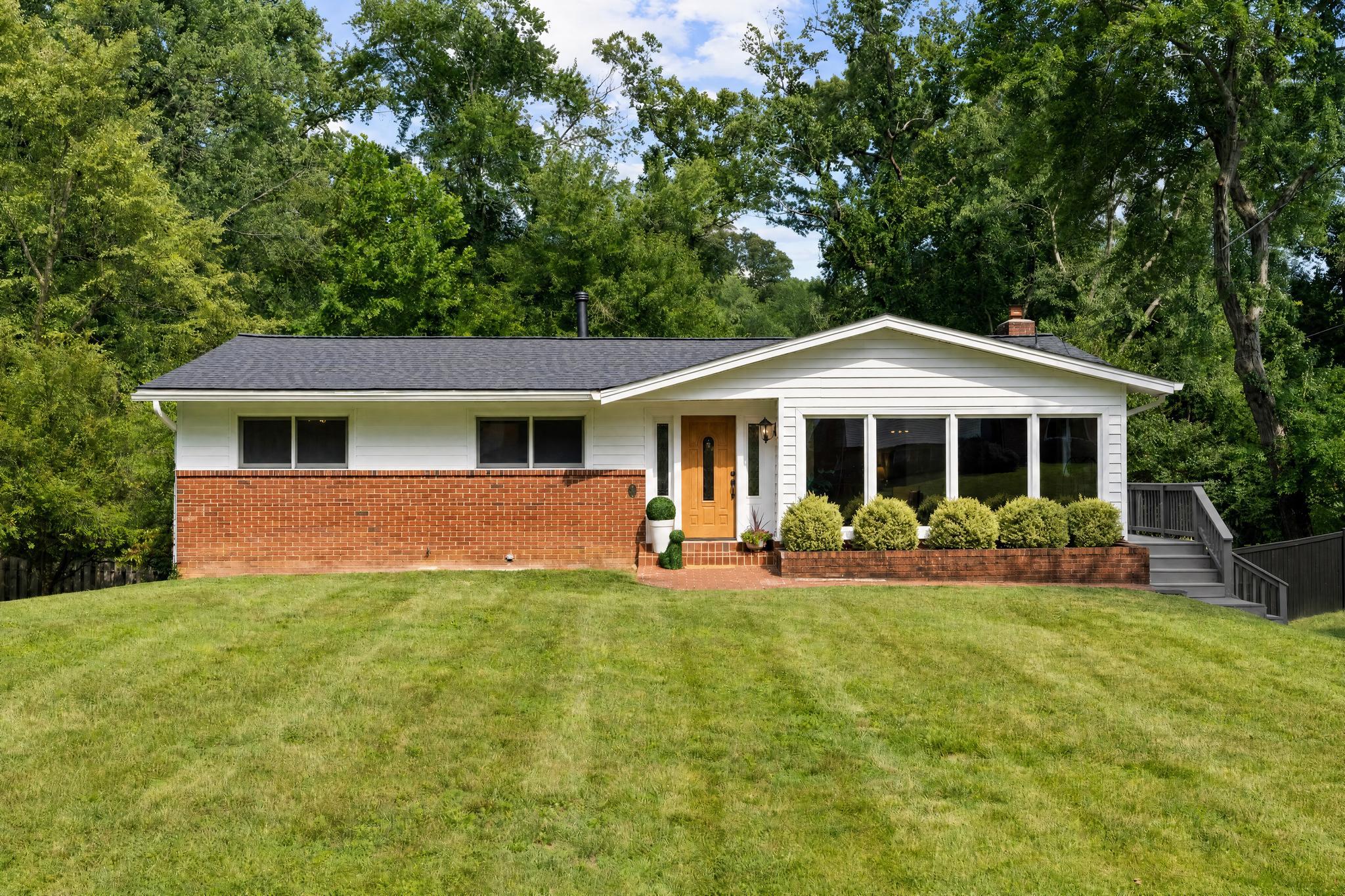  8719 Gateshead Road, Alexandria, VA, 22309 - 物件實景