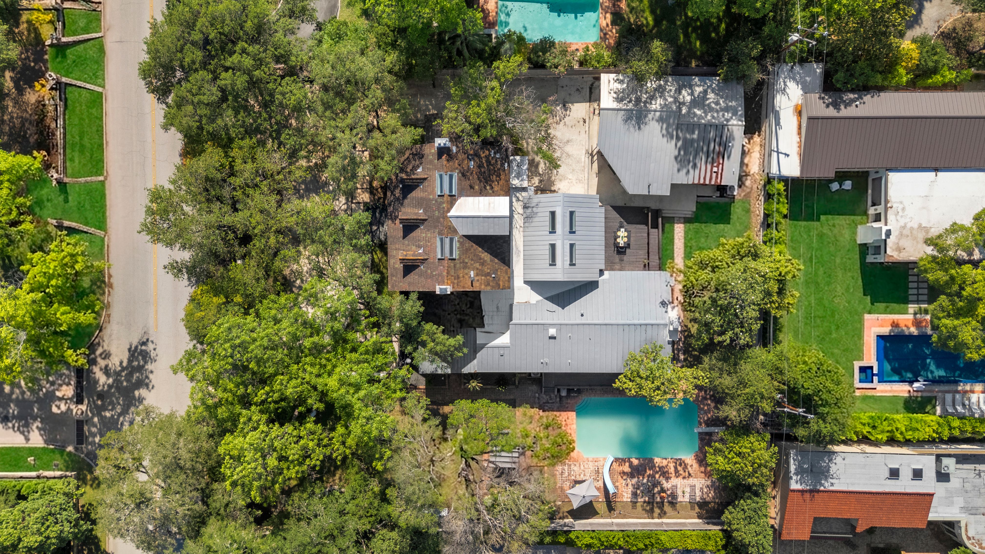  Classic Elegance in Olmos Park - 物件實景