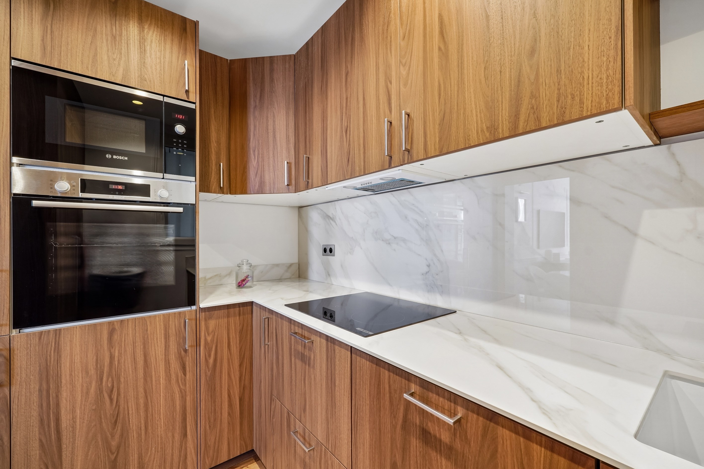 Bac - Verneuil : Superb renovated 2 bedrooms apartment - with AC - 物件實景