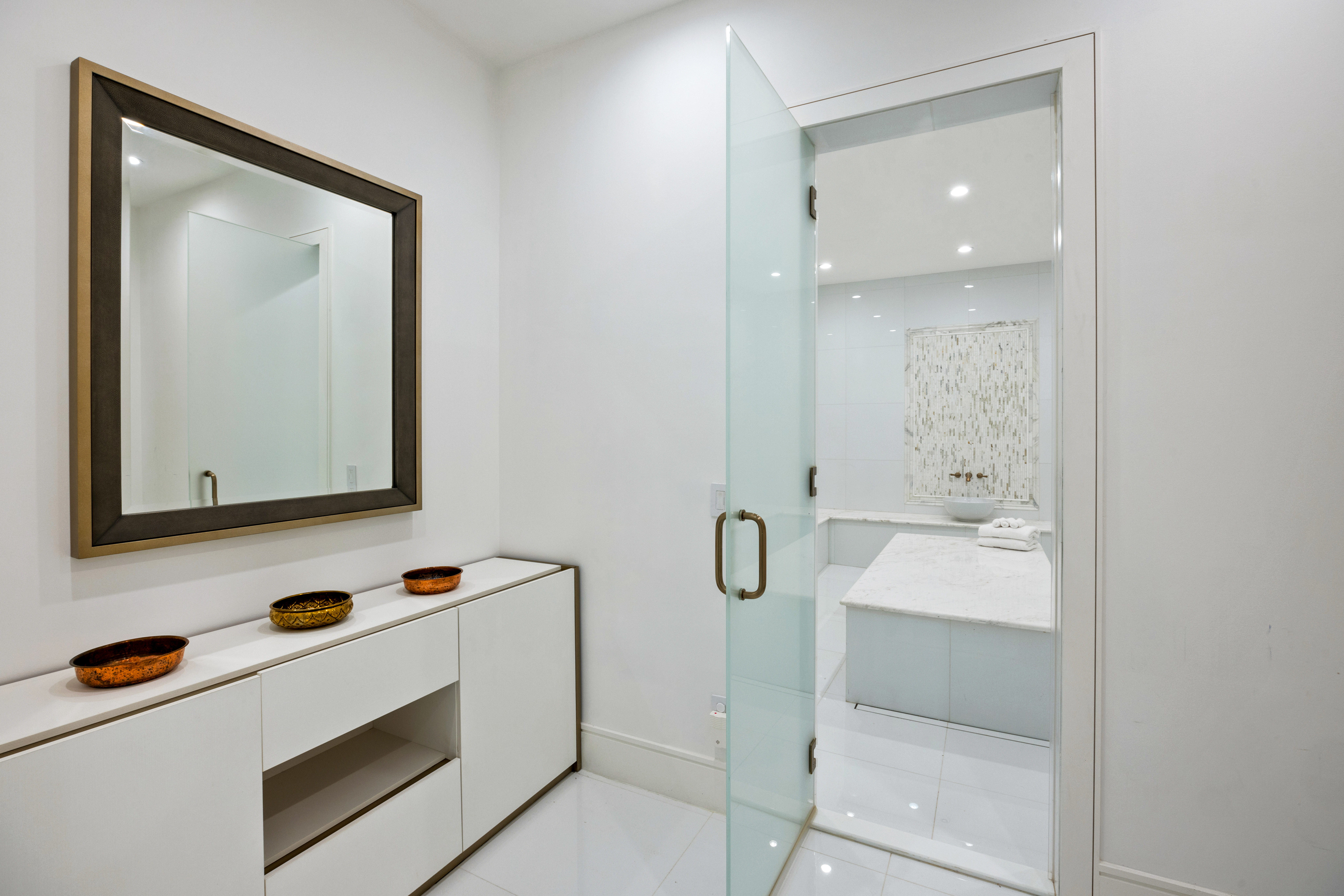  8880 Bradley Boulevard, Bethesda, MD, 20817 - 物件實景