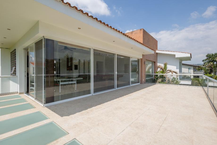 Emiliano Zapata, Morelos, 62765, Mexico, 5 Bedrooms Bedrooms, ,6 BathroomsBathrooms,Residential,For Sale,1965524