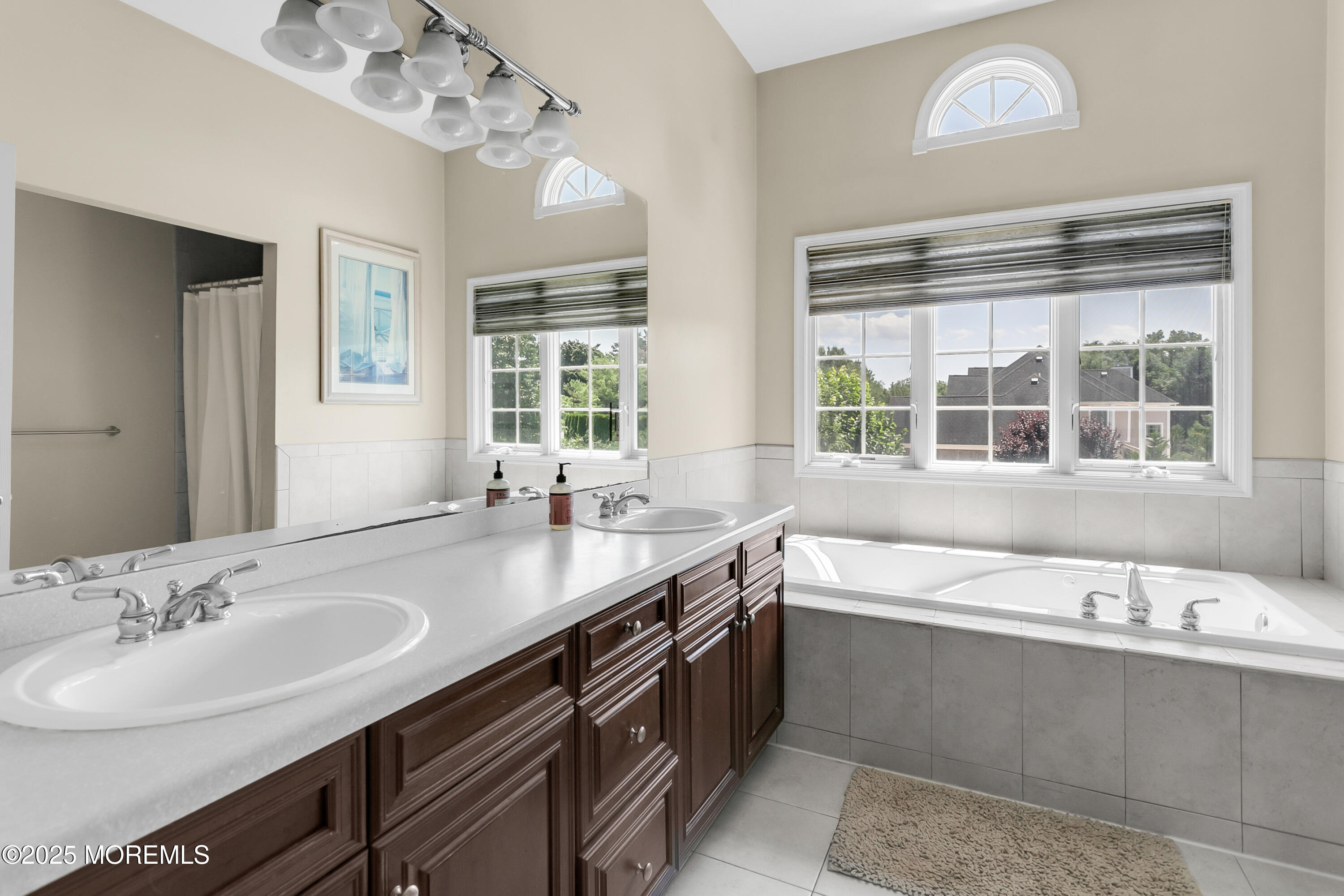 Red Bank, New Jersey, 07701, United States, 4 Bedrooms Bedrooms, ,3 BathroomsBathrooms,Residential,For Sale,1904346