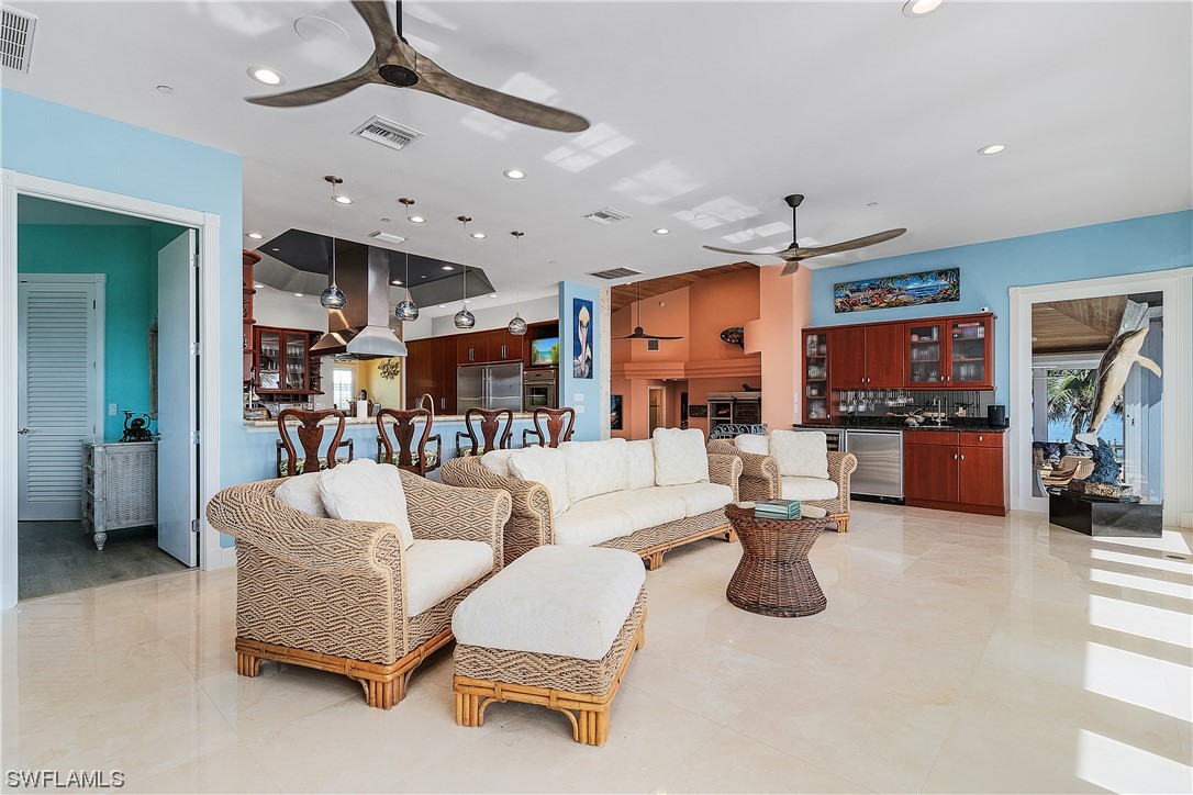 211 Kingfisher Drive, Captiva, Florida, 33924, United States, 5 Bedrooms Bedrooms, ,5 BathroomsBathrooms,Residential,For Sale,211 Kingfisher Drive,1321734