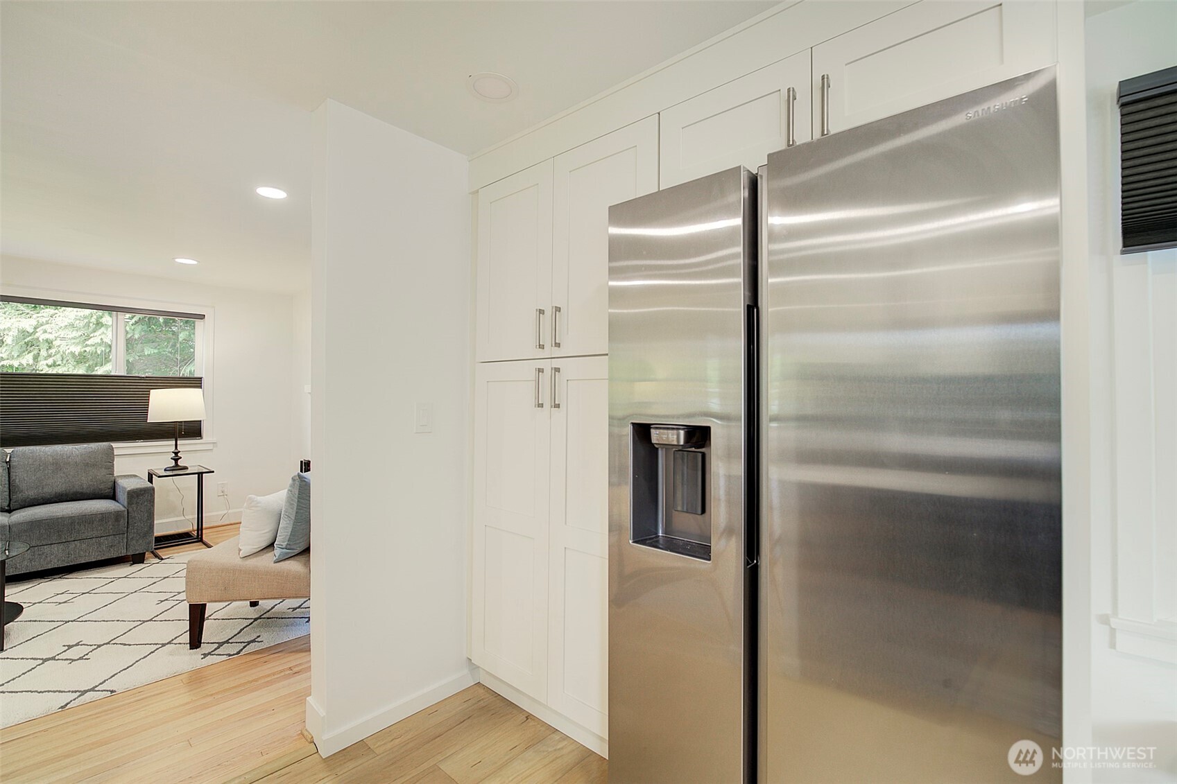 Seattle, Washington, 98126, United States, 3 Bedrooms Bedrooms, ,2 BathroomsBathrooms,Residential,For Sale,1882330